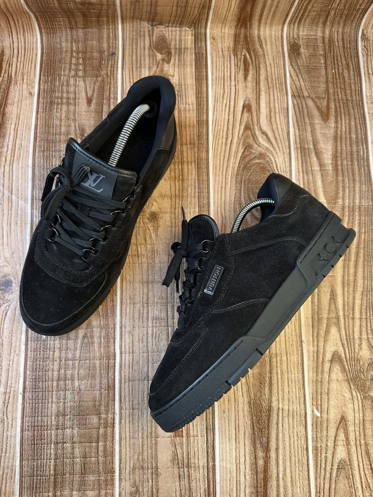 Louis Vuitton Louis Vuitton LV Trainer Sneaker Uniform Virgil Abloh Size US 8 / EU 41 - 12 Thumbnail