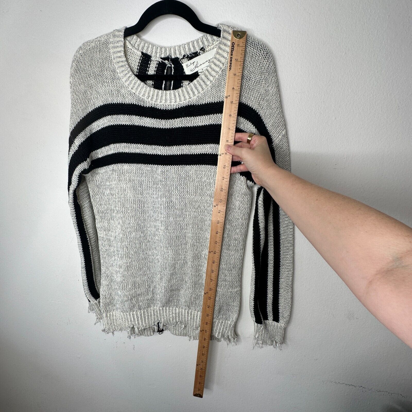Vintage Havana Havana Gray Black Stripe Distressed Sweater Zip Back SM Size S / US 4 / IT 40 - 12 Thumbnail