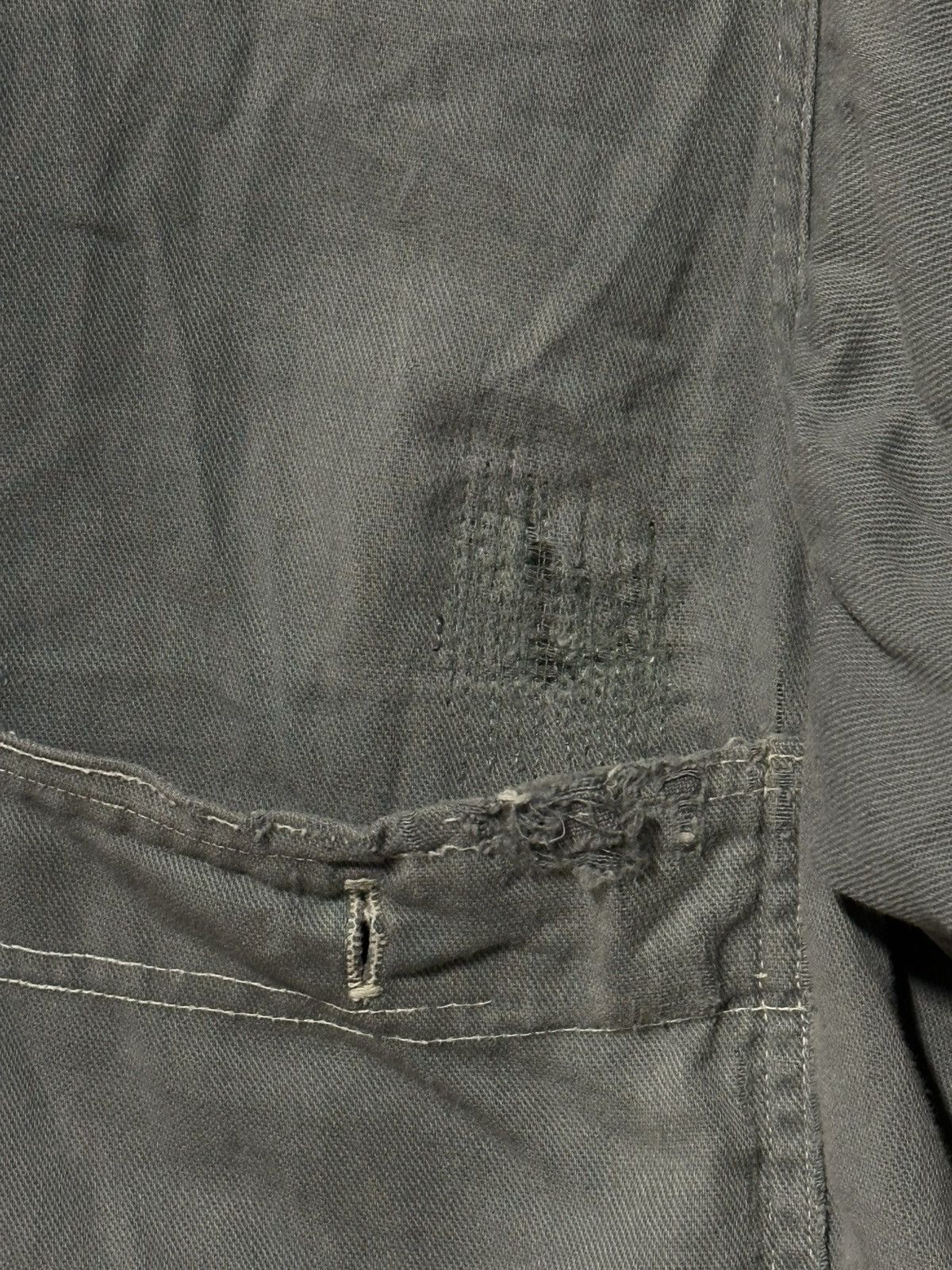 Vintage Thrashed 1940’s Red Hammer Button Up Repaired Size US M / EU 48-50 / 2 - 4 Thumbnail