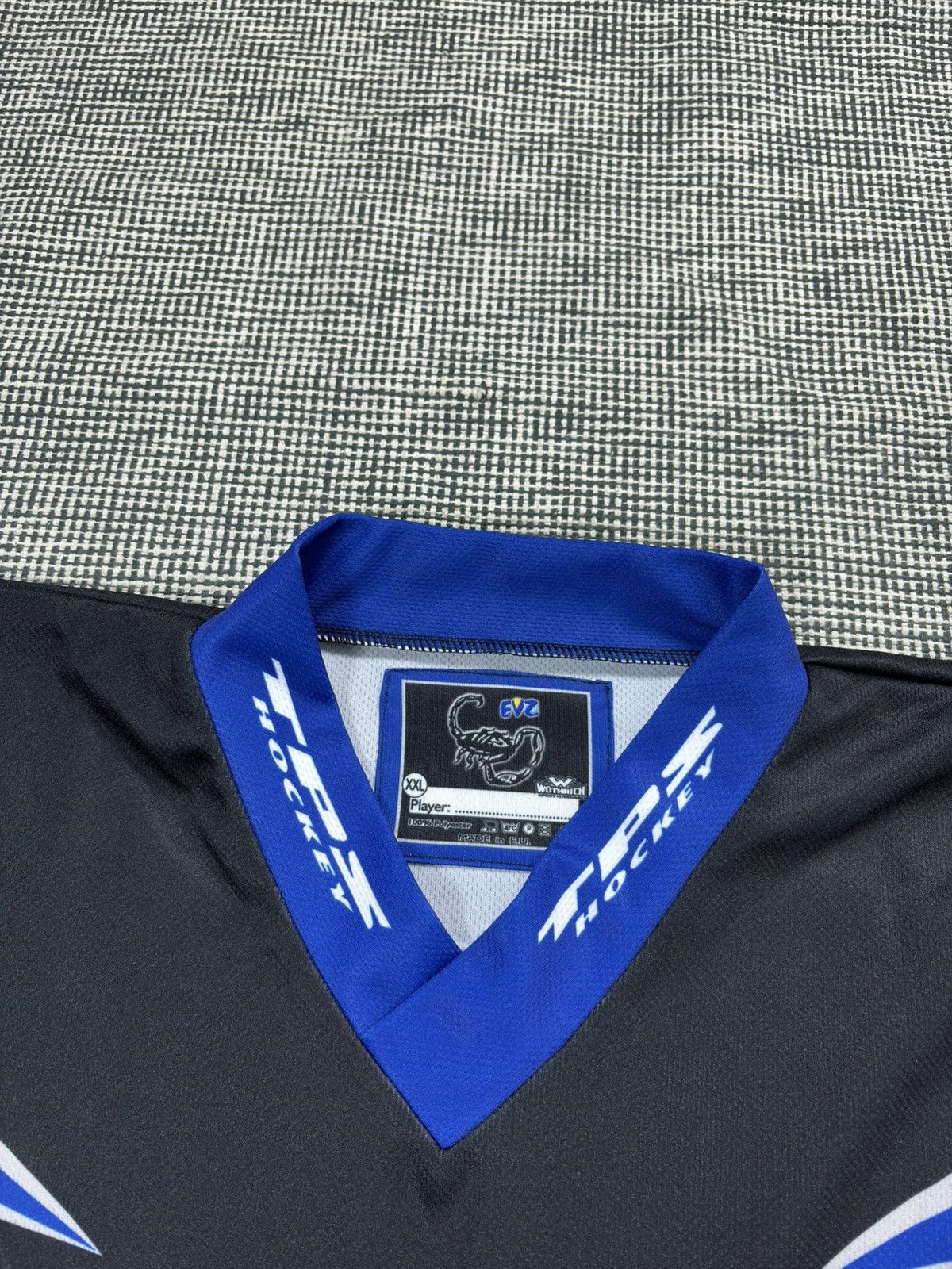 Other Vintage 00s Ev Zug black scorpions hockey jersey Size US XXL / EU 58 / 5 - 3 Thumbnail