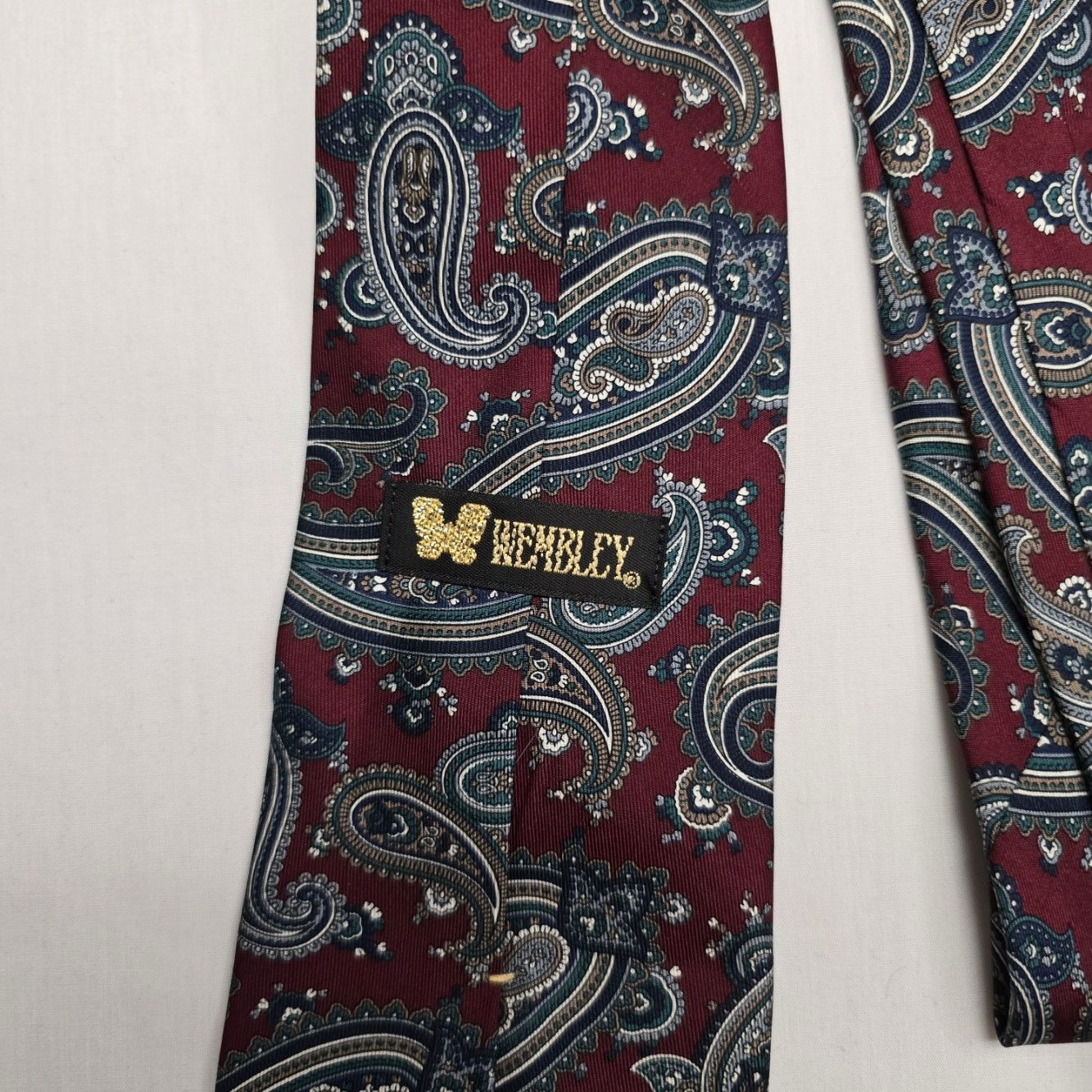 Ralph Marlin Vintage Wembley Paisley Mens Tie Burgundy 100% Silk Necktie Size ONE SIZE - 2 Thumbnail