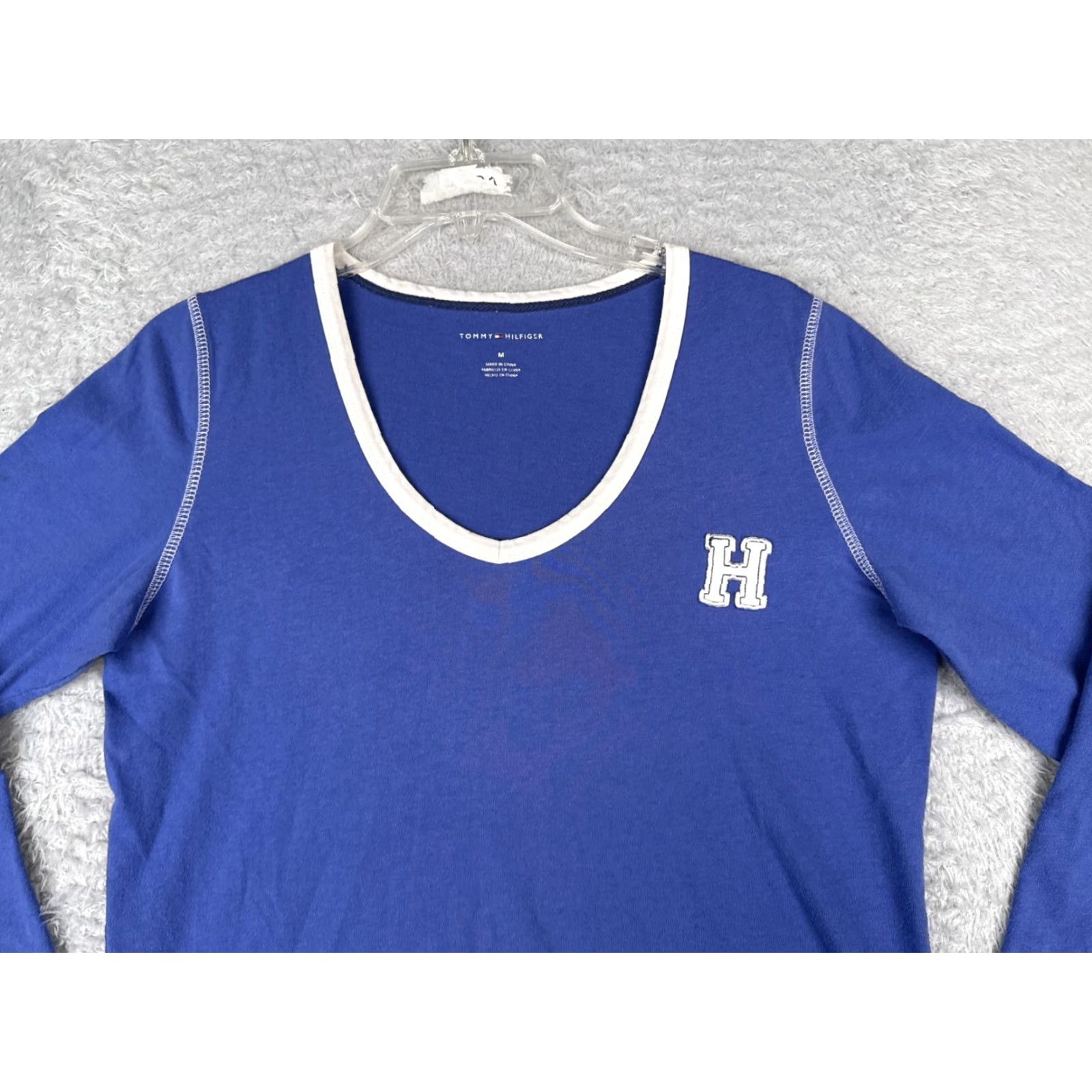 Tommy Hilfiger Tommy Hilfiger Shirt Women M Blue Long Sleeve Scoop Neck Cotton Blend Size M / US 6-8 / IT 42-44 - 4 Thumbnail