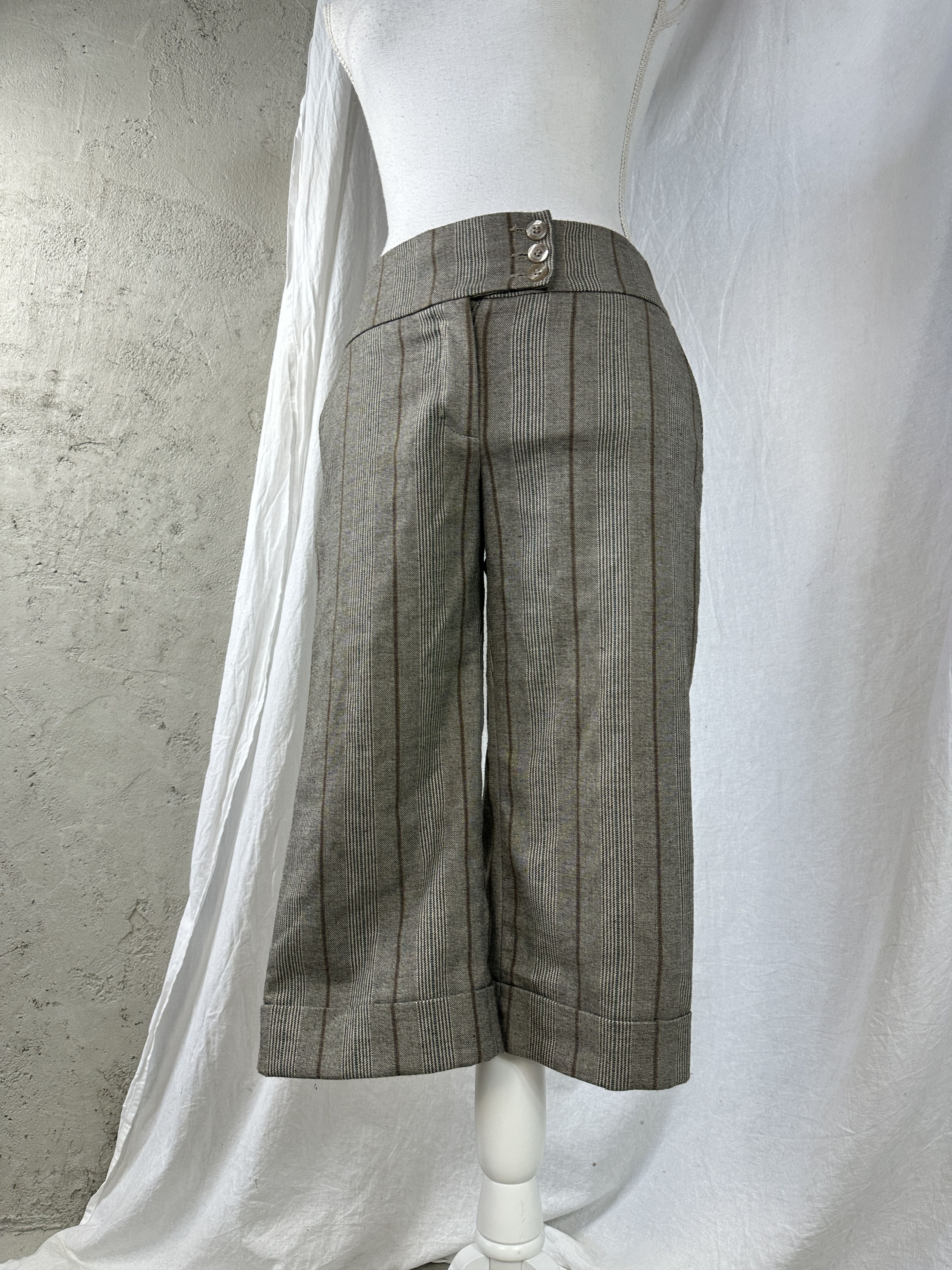 Vintage Vintage Causal Preppy Elegant Capri Stripped 00s Pants Size 25" / US 0 / IT 36 - 1 Thumbnail