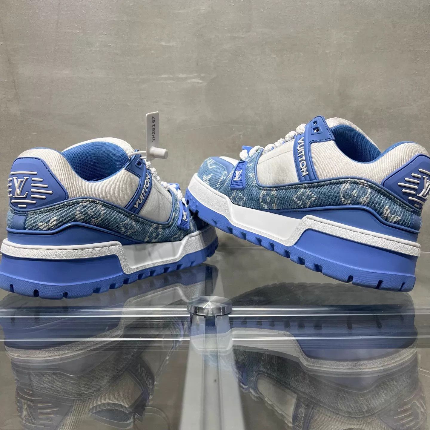 Louis Vuitton LV Trainer Maxi White Blue Denim UK6/40 Size US 7 / EU 40 - 5 Thumbnail