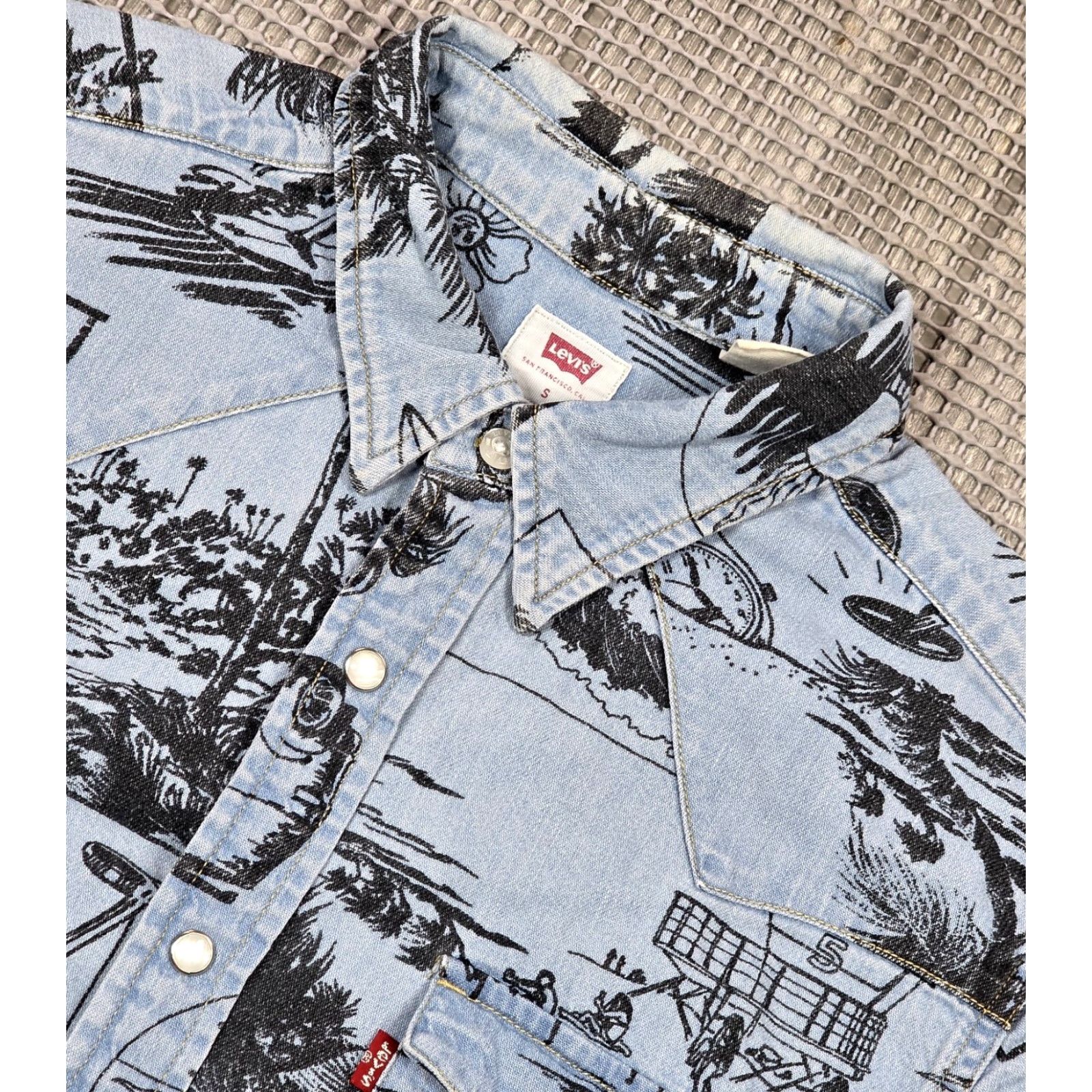 Levi's VINTAGE Levi’s Denim Western Pearl Snap Long Sleeve Blue Mens S All Over Graphic Print Size US S / EU 44-46 / 1 - 5 Thumbnail