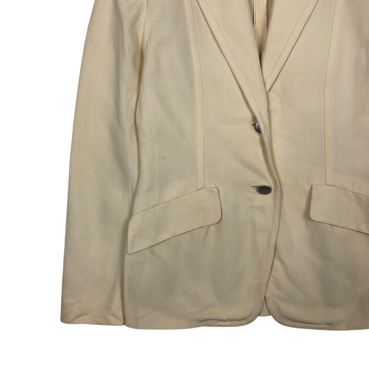 Japanese Brand Women’s Tailored Cream Blazer with Flap Pockets Max Mara Size M / US 6-8 / IT 42-44 - 5 Thumbnail
