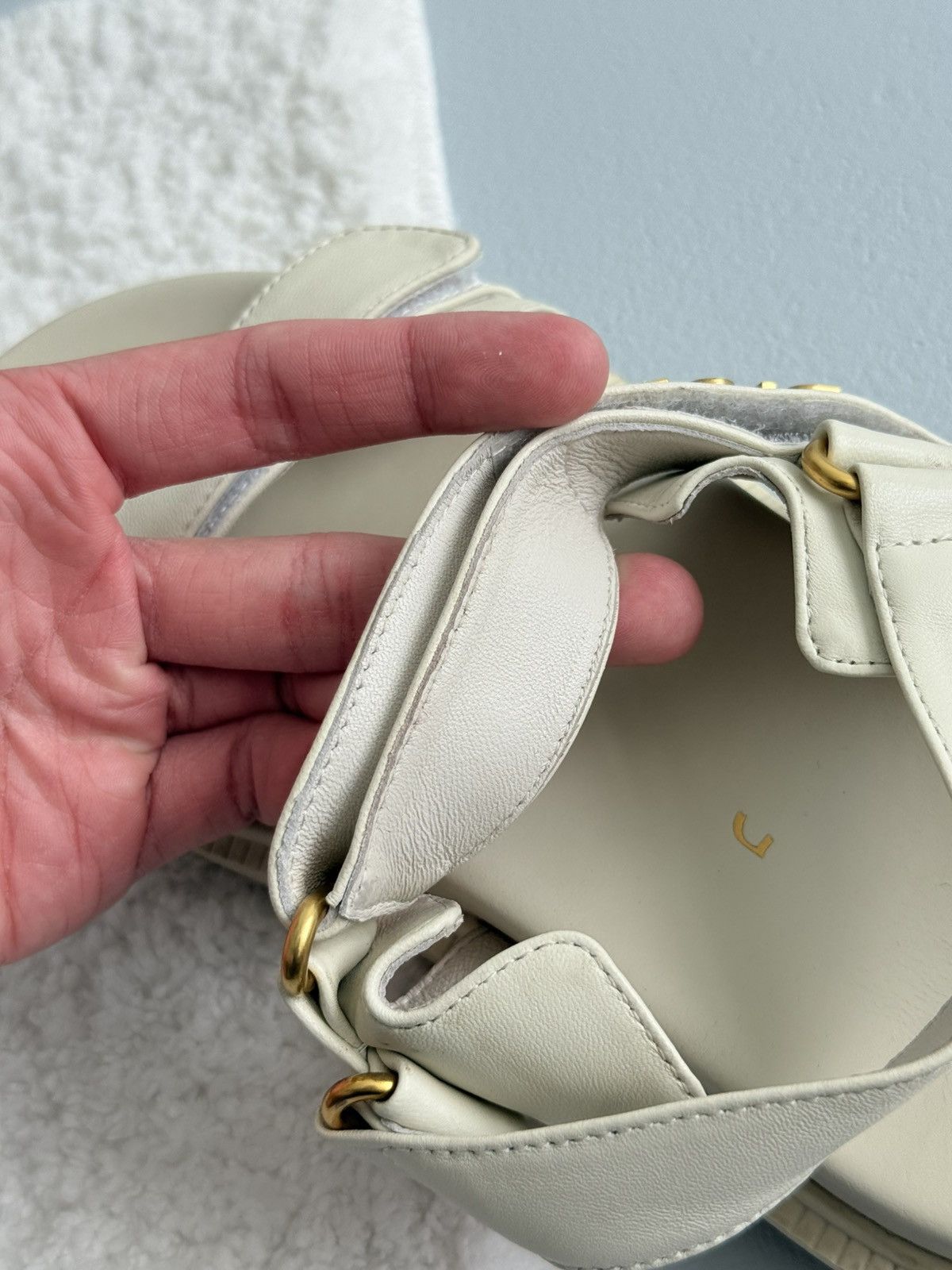 Dior Dior Dioract Sandal Ivory Lambskin Gold Logo Size US 9 / IT 39 - 19 Thumbnail