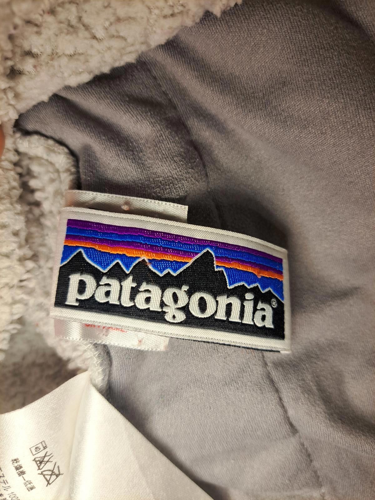 Patagonia Patagonia High Pile Fleece Hoodie Jacket Kids Large 12 White Size US L / EU 52-54 / 3 - 4 Thumbnail