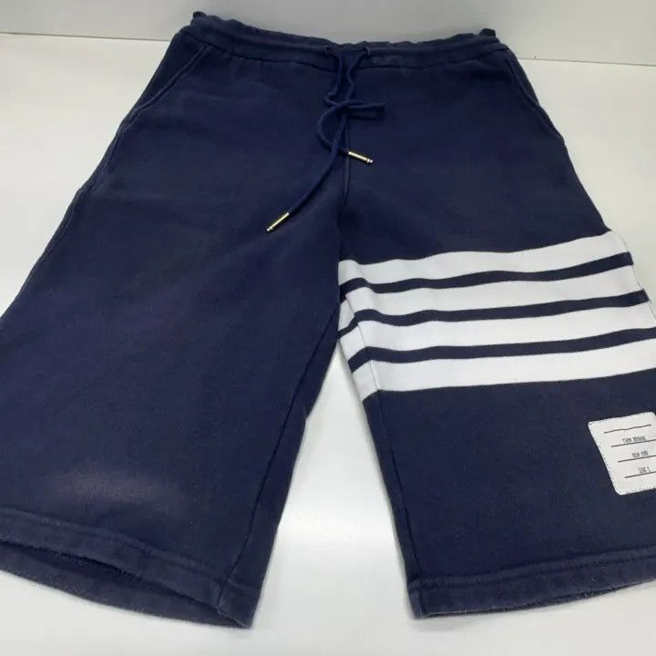 Thom Browne Thom Browne Classic Striped Sports Shorts Unisex -2507 Size US 26 / EU 42 - 4 Thumbnail