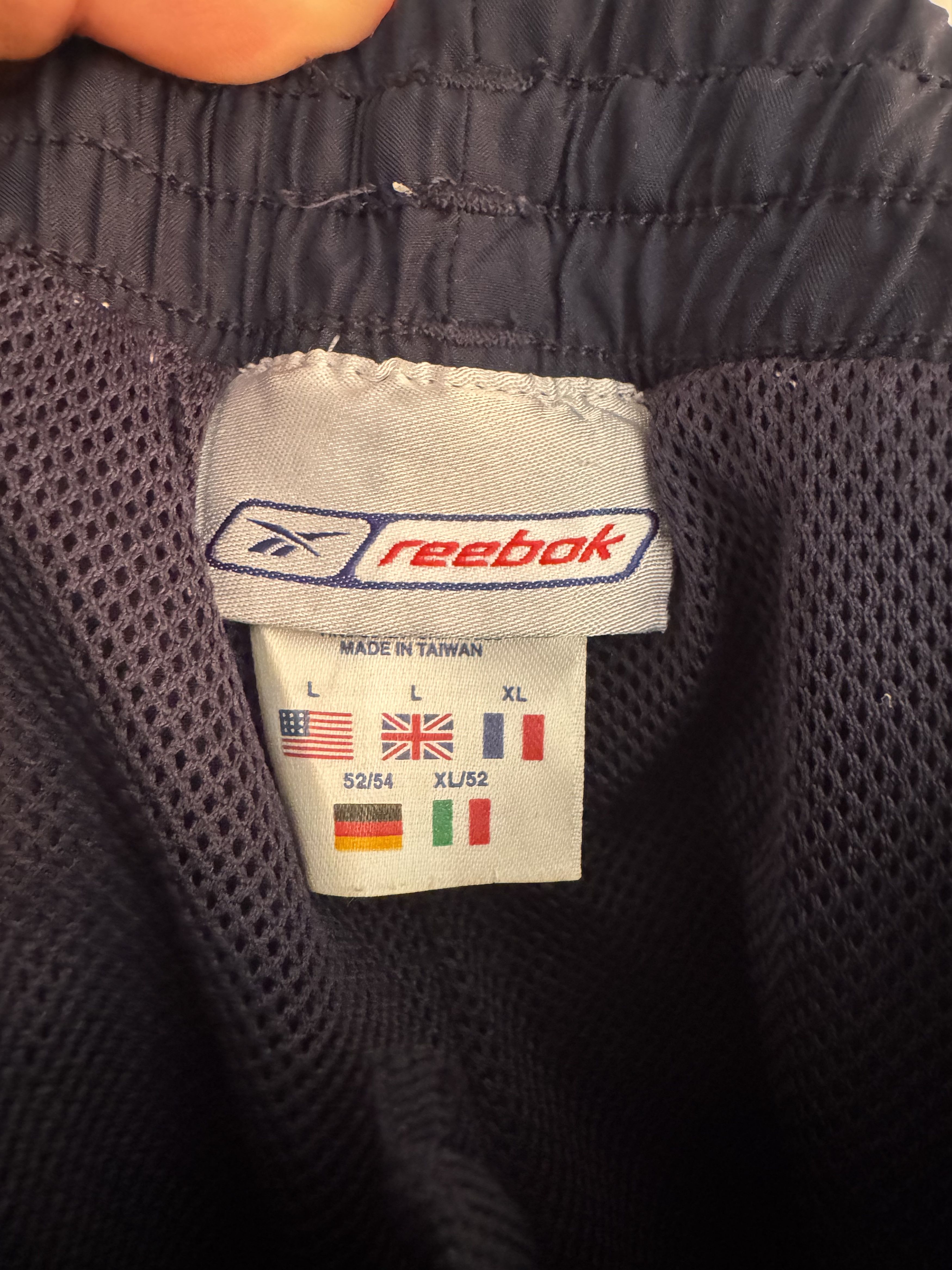 Reebok Vintage men’s Reebok track pants Size US 34 / EU 50 - 3 Thumbnail