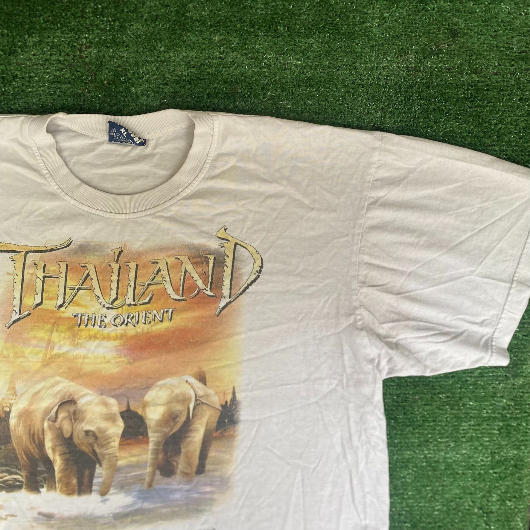 Vintage Vintage Y2K Thailand Elephant Shirt Nature Animal Tourist Te Size US XL / EU 56 / 4 - 2 Thumbnail