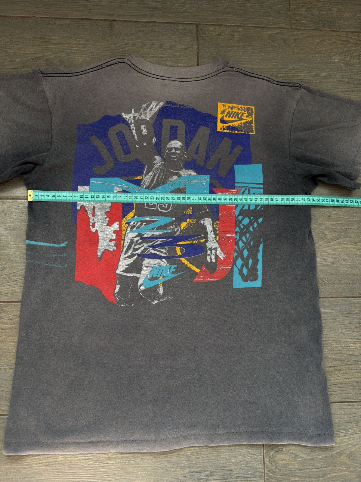 Nike VTG 90's Nike Jordan 23 Double Sided Single Stitch T-Shirt Size US L / EU 52-54 / 3 - 18 Thumbnail