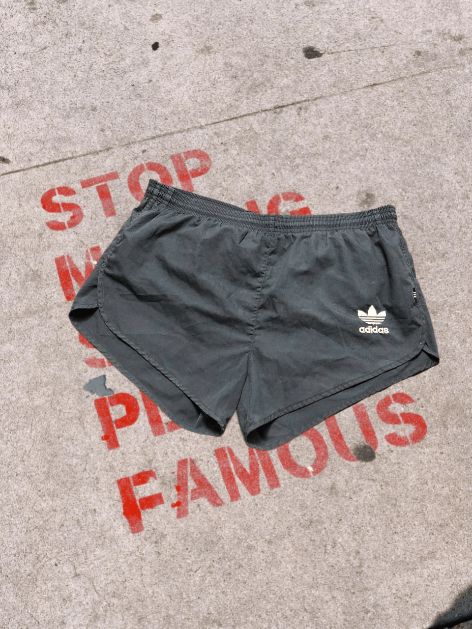 Adidas ADIDAS Men’s Sports Shorts Lightweight Comfort Size US 32 / EU 48 - 1 Thumbnail