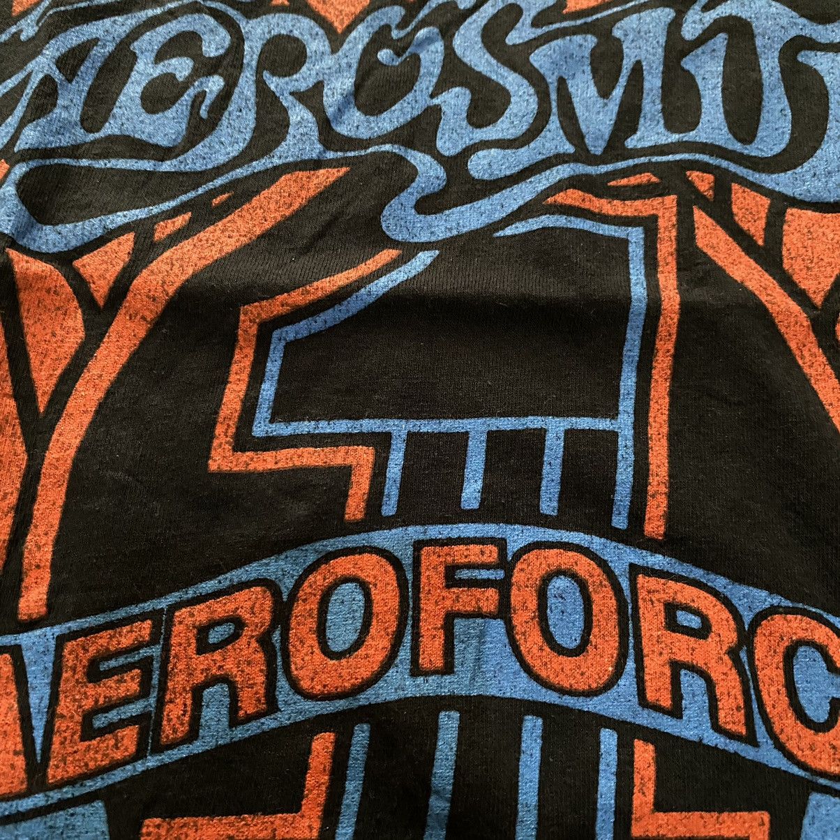 Aerosmith × Gildan Aerosmith Aeroforce one 2022 tour tshirt official Size US S / EU 44-46 / 1 - 3 Thumbnail