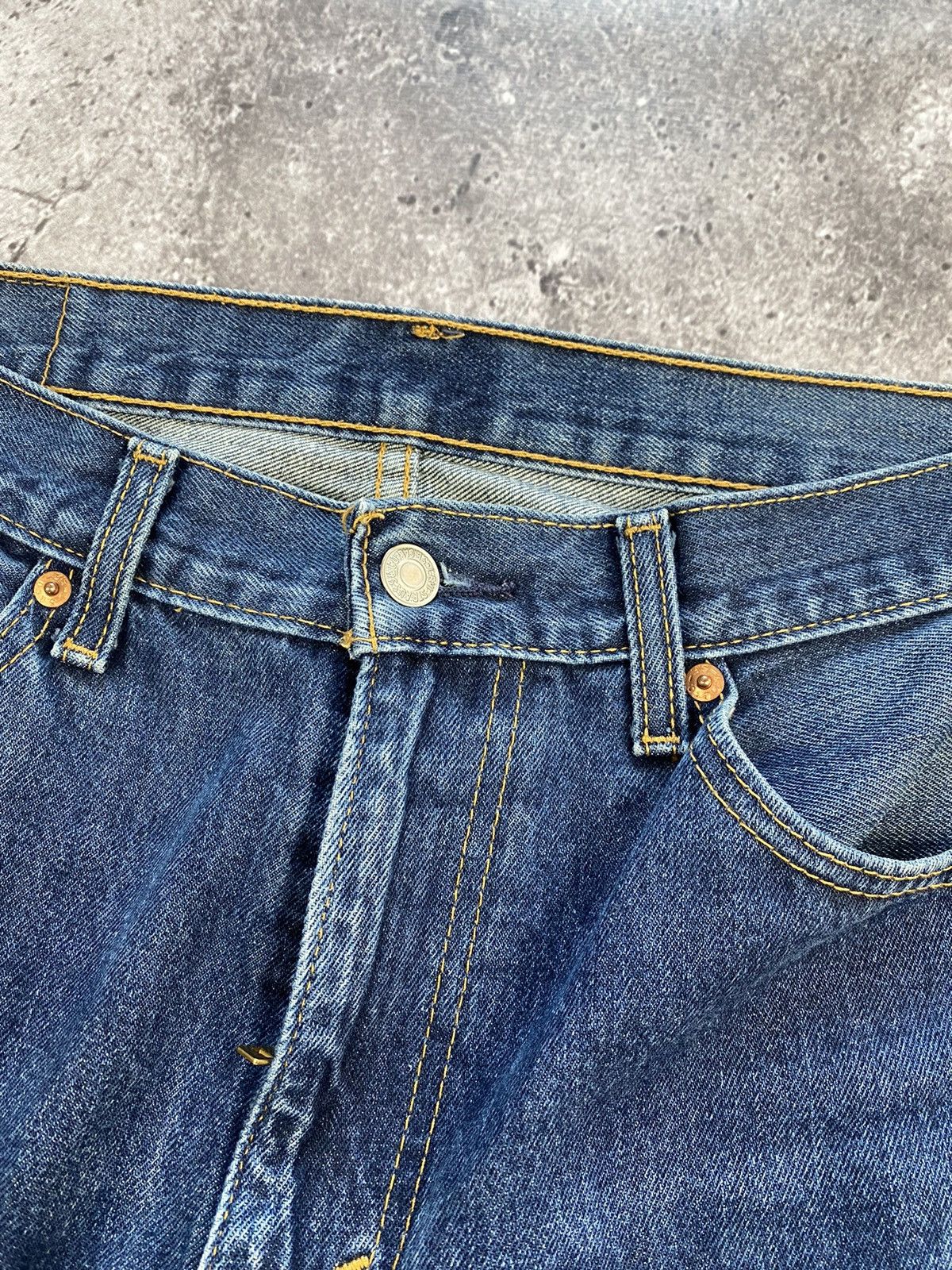 Japanese Brand × Levi's × Vintage Vintage y2k Levis 505 Baggy Washed Blue Jeans 33x32 Size US 33 - 3 Thumbnail