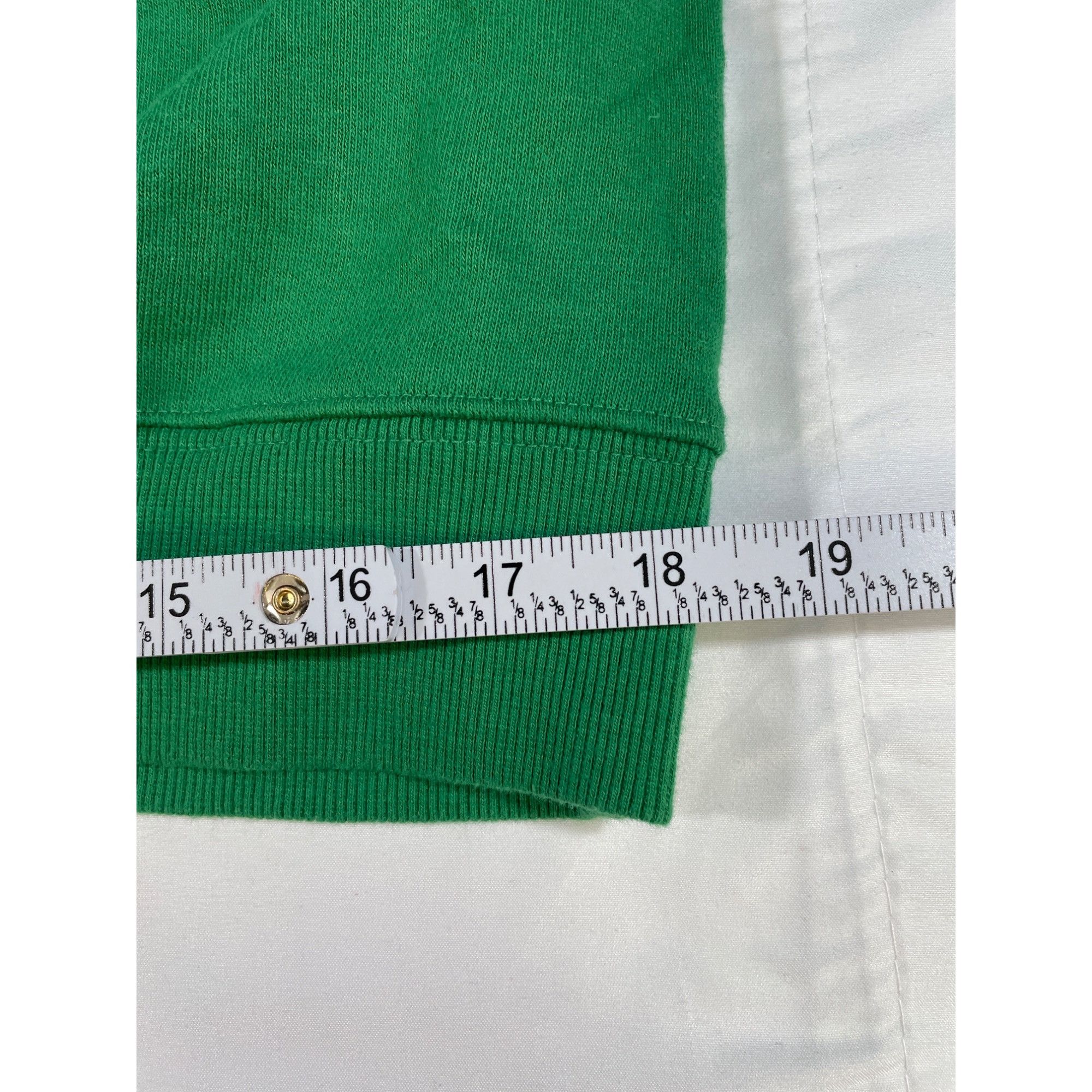 Forever 21 Fleece Navidad womens Christmas Sweatshirt Size M SKU 6973 Size M / US 6-8 / IT 42-44 - 9 Thumbnail
