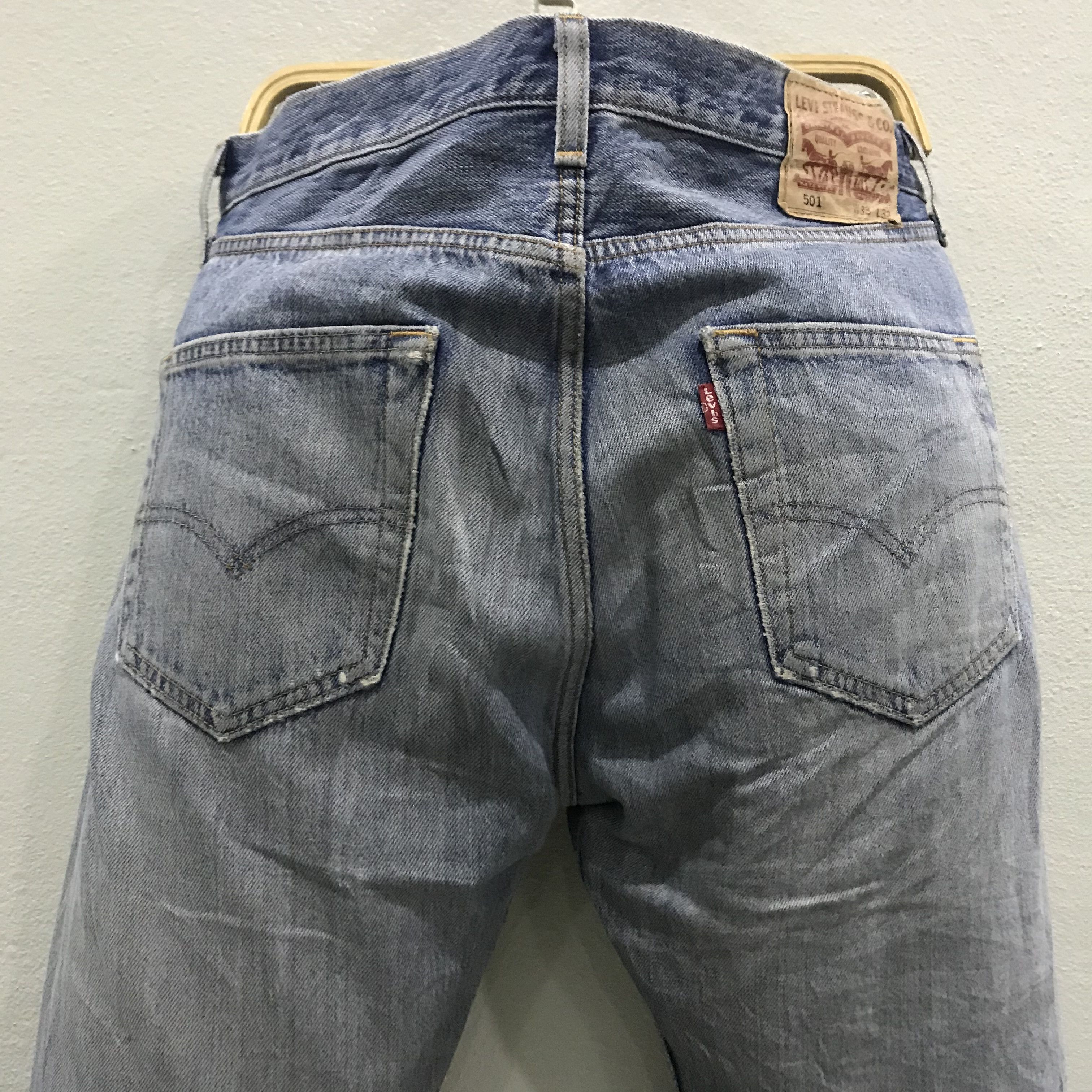 Levi's Vintage Y2K Levi’s 501 Stonewash Blue Jeans Straight Leg Size US 35 - 10 Thumbnail