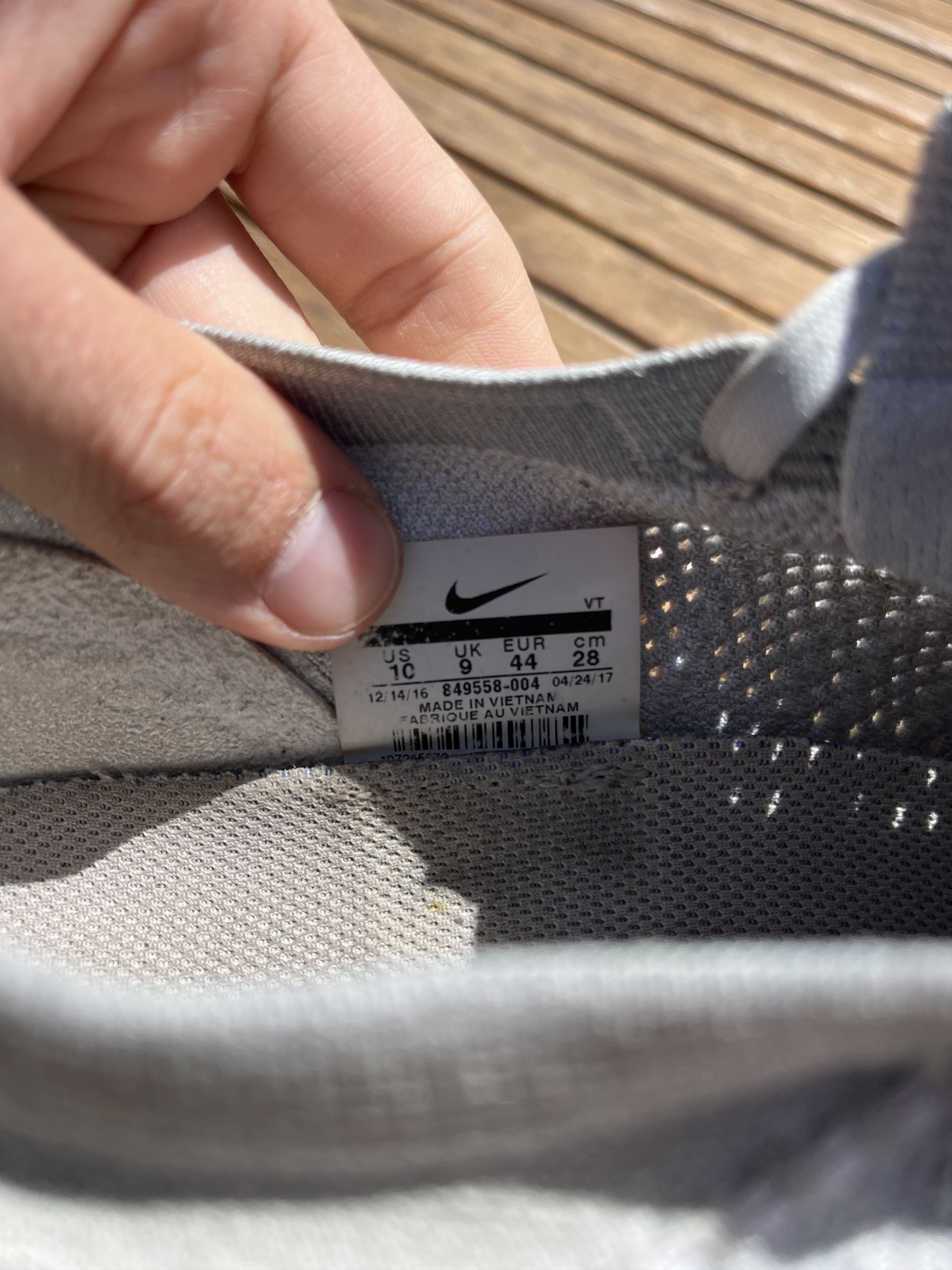 Nike 2017 Nike Vapormax "Triple White" US 10 Size US 10 / EU 43 - 3 Thumbnail