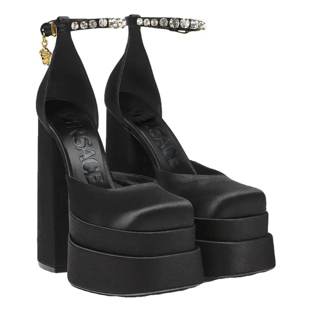 Versace o1s22i1n1024 Medusa Aevitas Double Platform Pumps in Black Size US 10 / IT 40 - 4 Thumbnail
