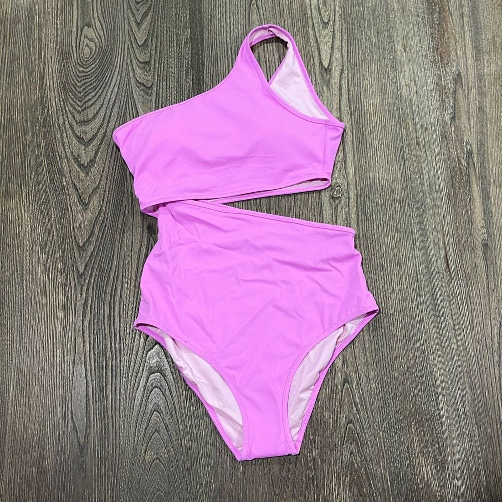 Victoria's Secret NWOT Victoria’s Secret Monokini One-Piece Swimsuit Size M Size ONE SIZE - 1 Thumbnail