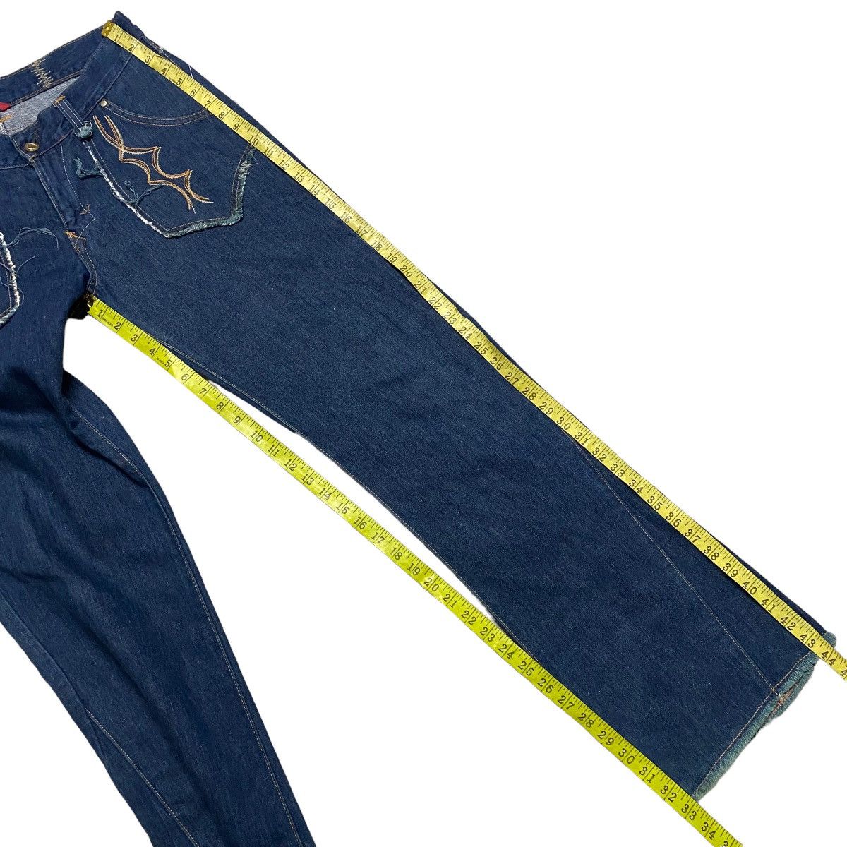 Edwin Vintage Edwin Denim Flare Jeans Tribal Embroidery Size US 32 / EU 48 - 18 Thumbnail