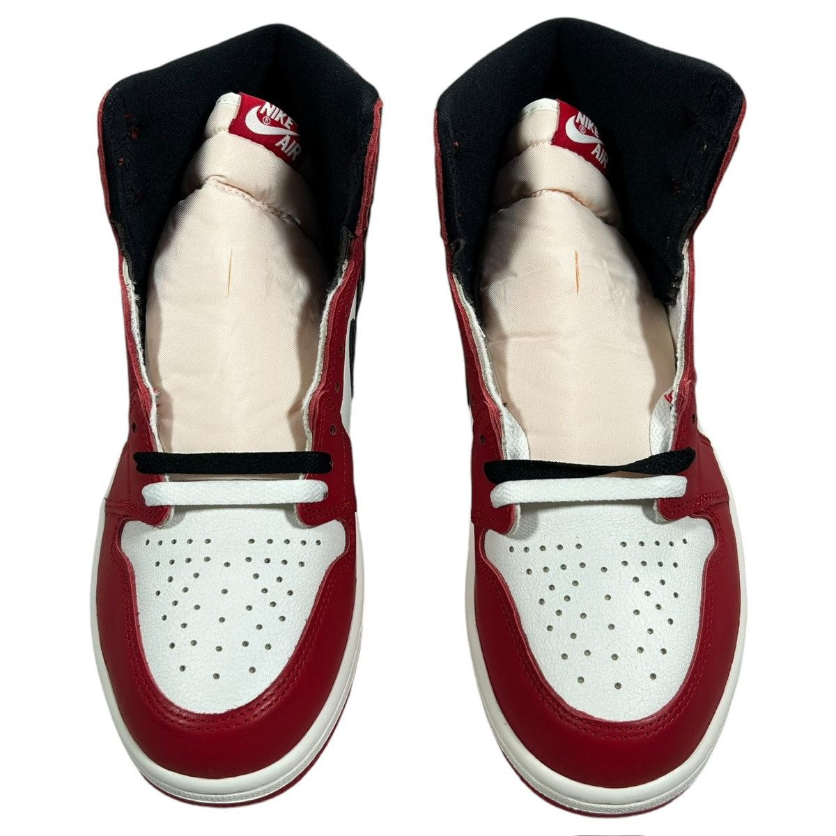 Jordan Brand Air Jordan 1 Retro High OG Chicago Lost & Found Sneakers Size US 10 / EU 43 - 3 Thumbnail