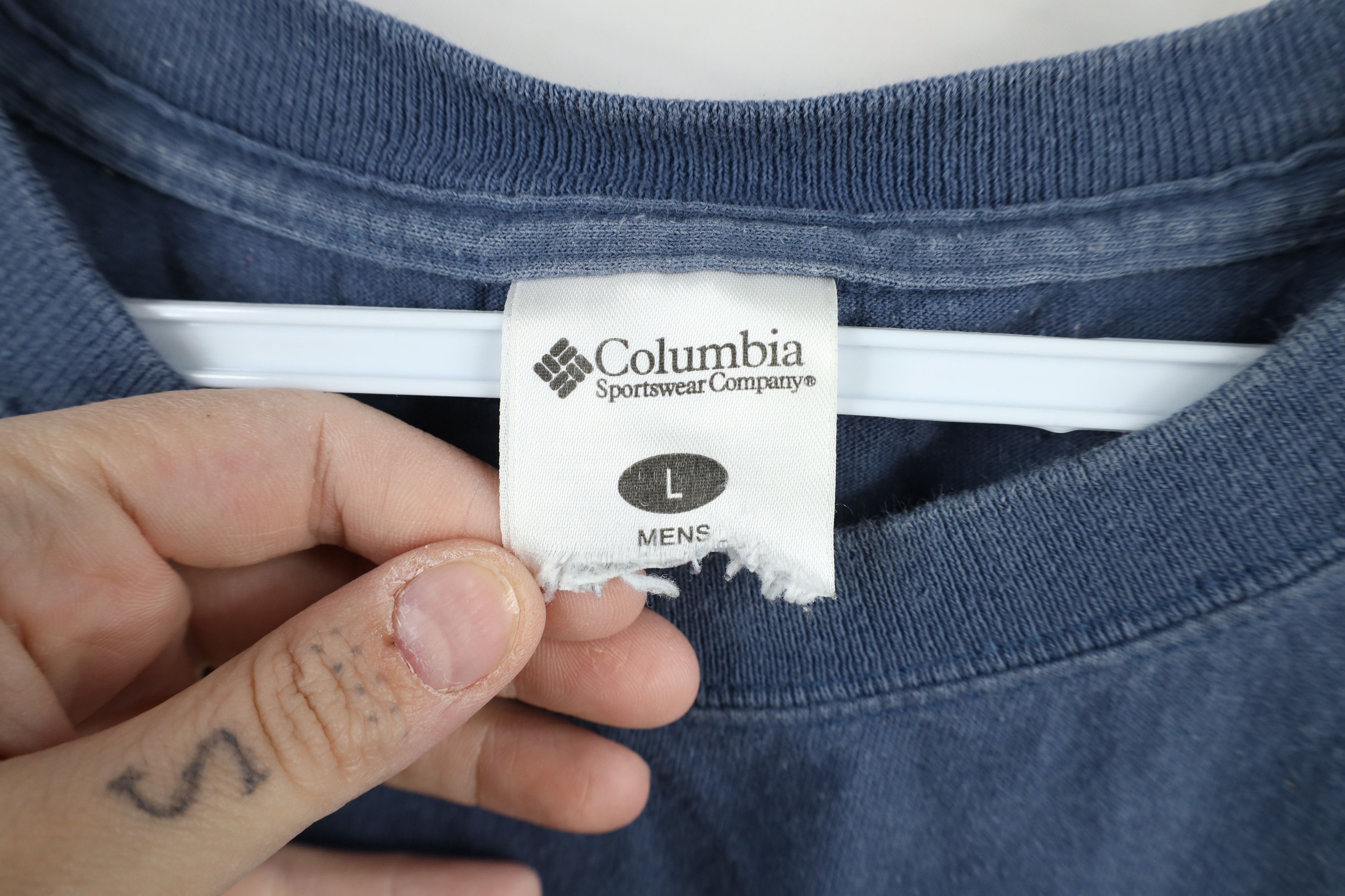 Columbia × Vintage Vintage 90s Columbia Spell Mountains Short Sleeve T-Shirt Size US L / EU 52-54 / 3 - 5 Thumbnail