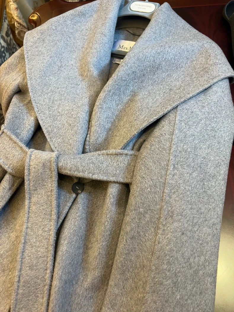 Missing Since Thursday MaxMara Full Cashmere Gray Coat-2508 Size US M / EU 48-50 / 2 - 5 Thumbnail