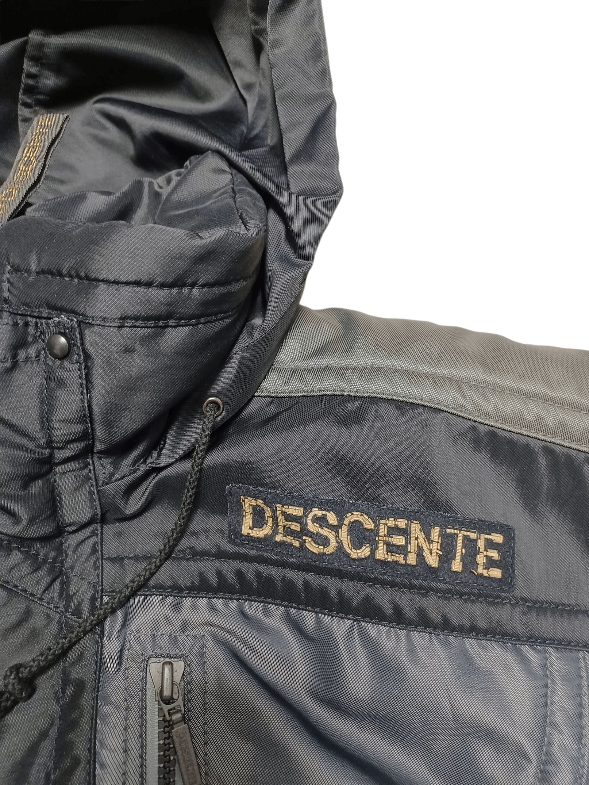 Descente DESCENTE VINTAGE SWITZERLAND SKI TEAM 1/3 HEAVY JACKET Size US XL / EU 56 / 4 - 2 Thumbnail