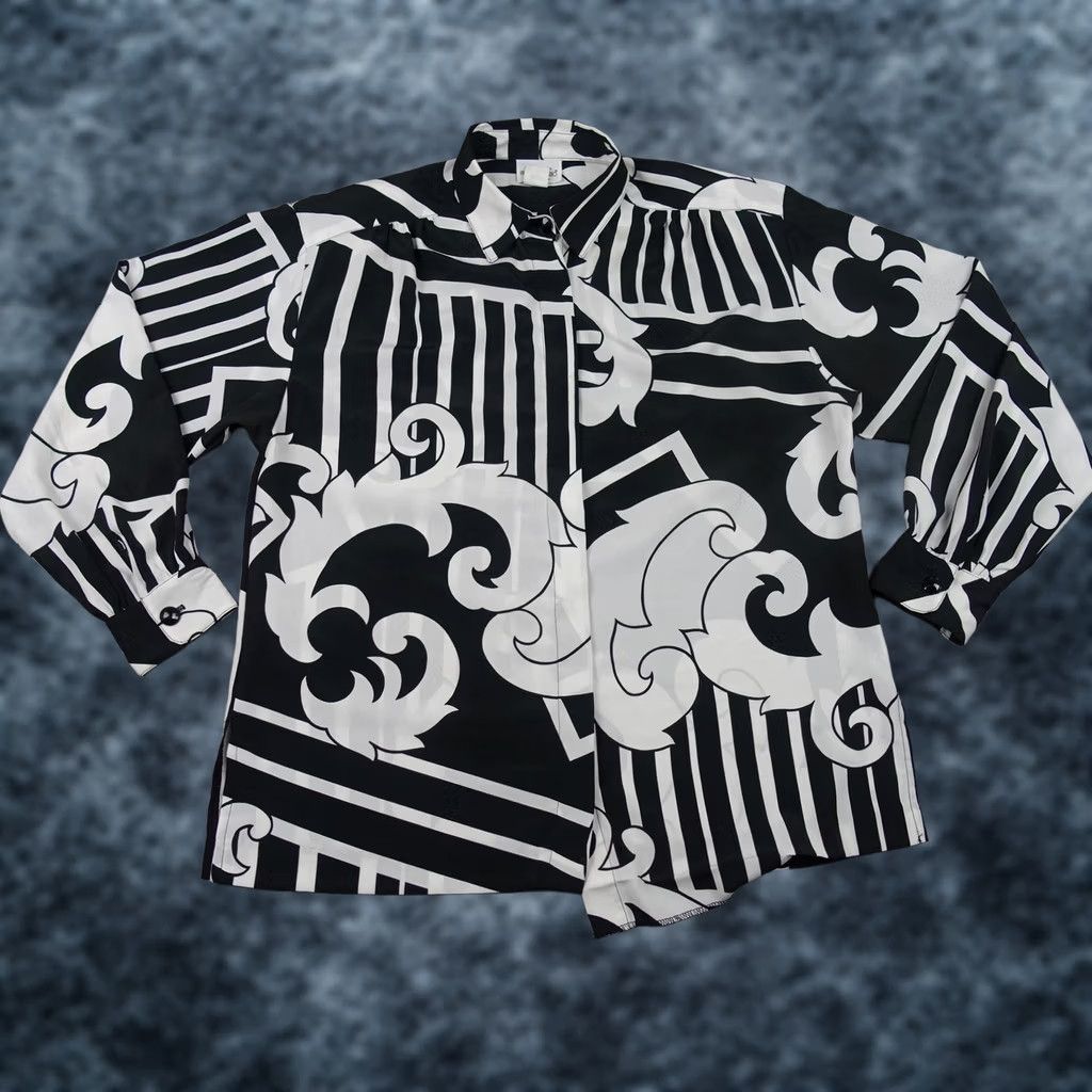 Vintage VINTAGE Brownstone Studio Blouse Womens 12 Black White Abstract Scroll 80s Shirt Womens Size 12 Size XL / US 12-14 / IT 48-50 - 1 Thumbnail