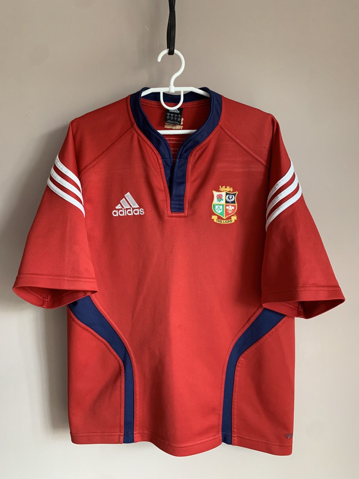 Vintage British and Irish Lions 2005 Vintage Rugby Shirt Adidas Sz M Size US M / EU 48-50 / 2 - 1 Thumbnail