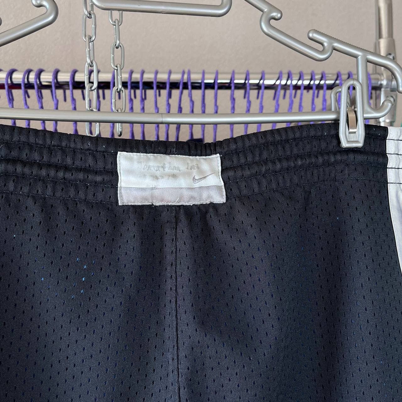 NBA × Nike × Vintage Vintage 90s Nike Reversible Basketball Shorts 2in1 Size US 36 / EU 52 - 10 Thumbnail