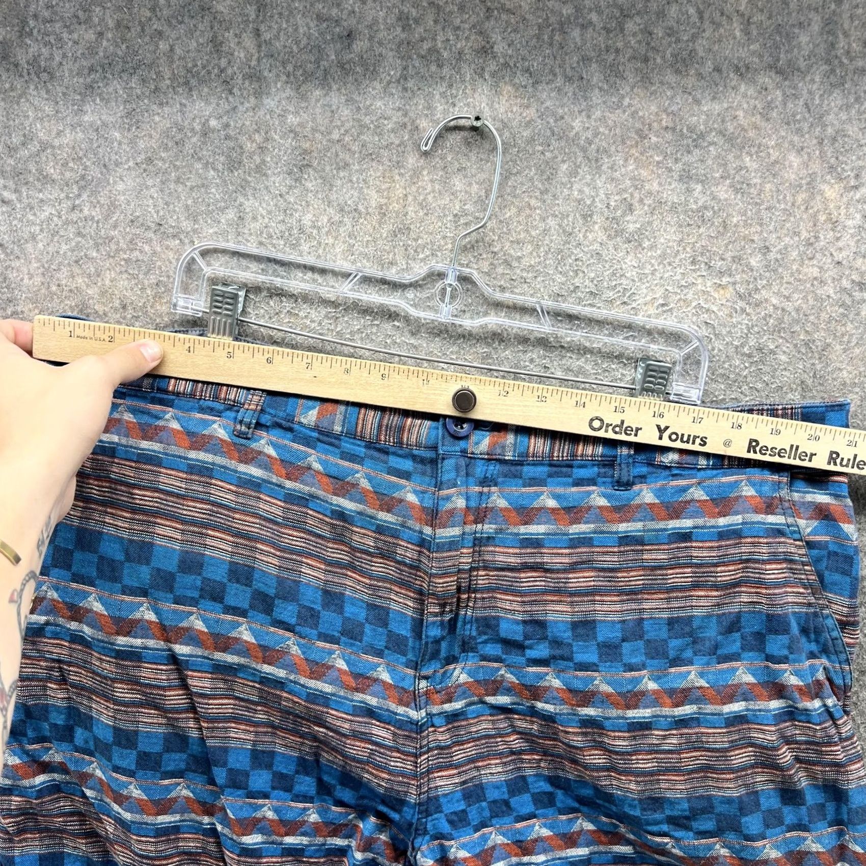 Vintage LRG Shorts Mens 42 Blue Geometric Linen Cotton Flat Front Casual Summer Chino Pockets Mens 42 Blue Geometric Linen Cotton Flat Front Summer Size US 42 / EU 58 - 4 Thumbnail