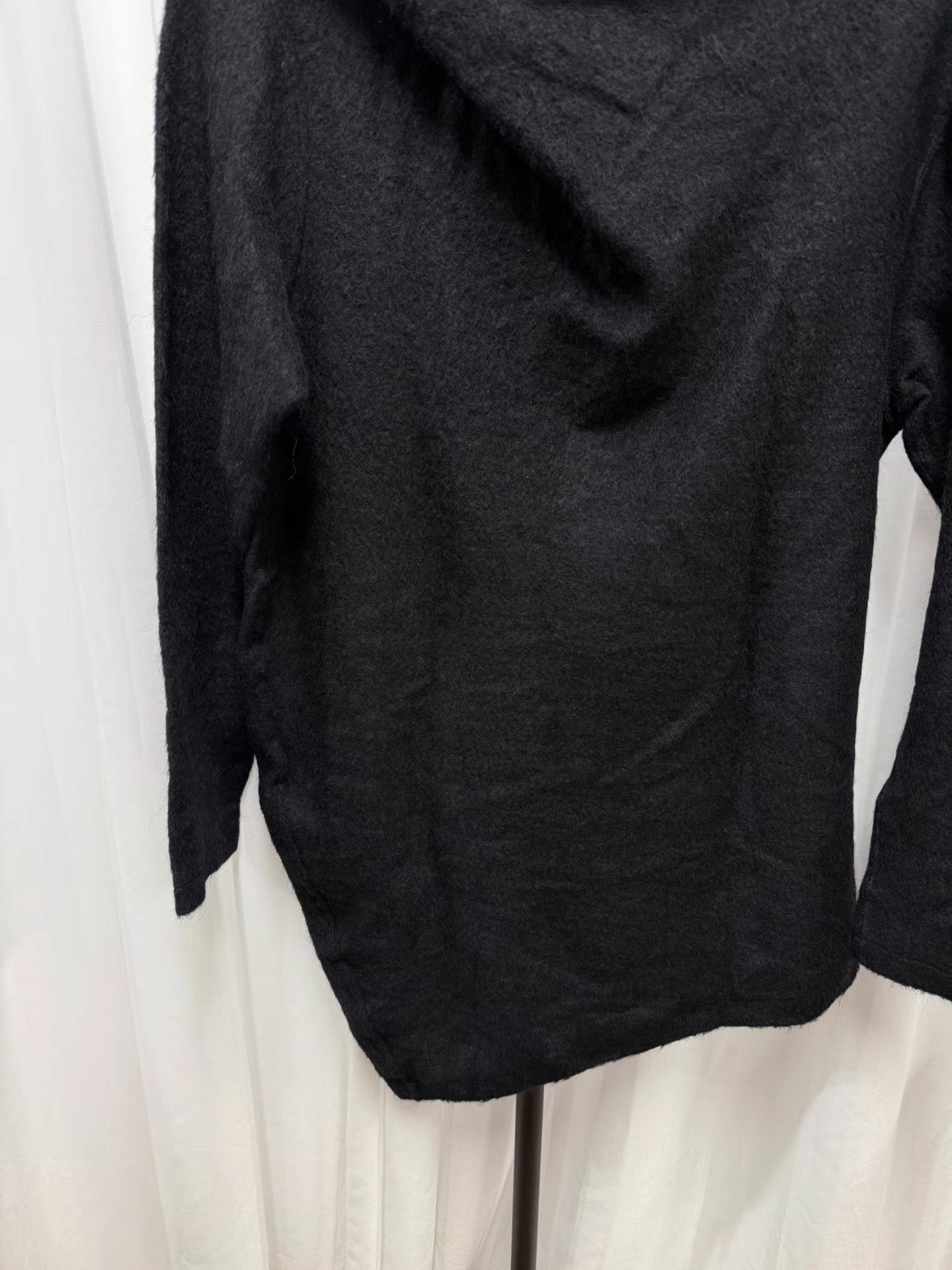 Julius Julius 7 Asymmetric Furry Scarf Collar Long Sleeve K20 Size US S / EU 44-46 / 1 - 4 Thumbnail