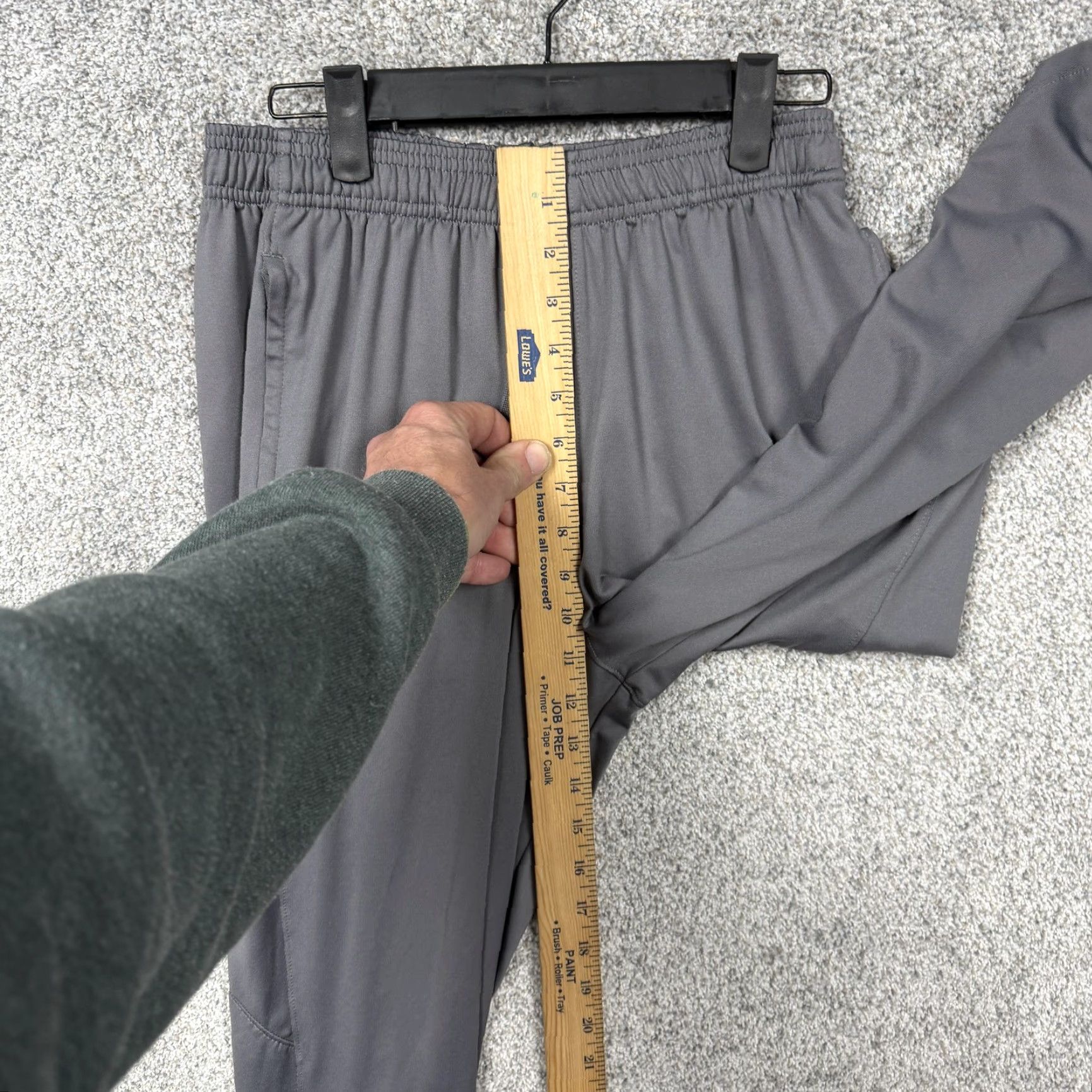 Under Armour Under Armour Mens Track Pants S Gray Fitted Tapered Ankle Zip Pockets Running Athletic Size US 29 - 7 Thumbnail
