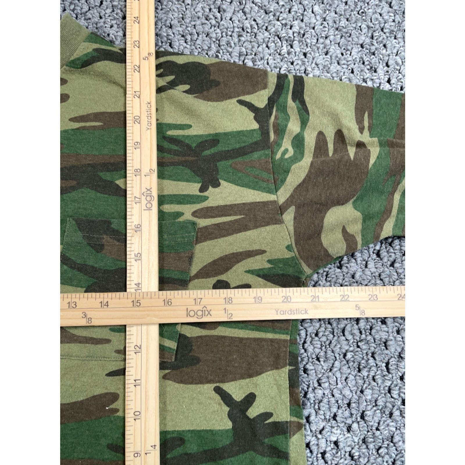 Imperial VTG Imperial Camouflage Pocket T-Shirt Adult Large Green Camo Outdoors Nature Size US L / EU 52-54 / 3 - 5 Thumbnail