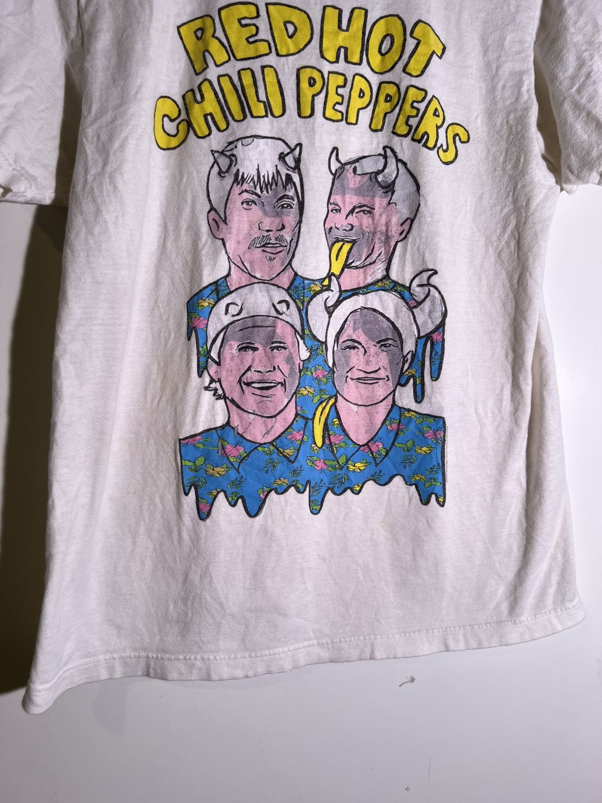 Band Tees 2017 Red Hot Chili Peppers Punk Rock Retro Band Tour T Shirt Size US M / EU 48-50 / 2 - 3 Thumbnail