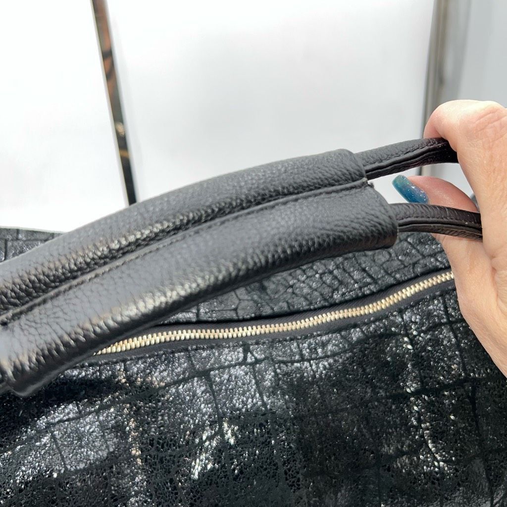 Other Lola Bernard Shimmer Croco Embossed Soft Leather Slouch Bag Size ONE SIZE - 5 Thumbnail