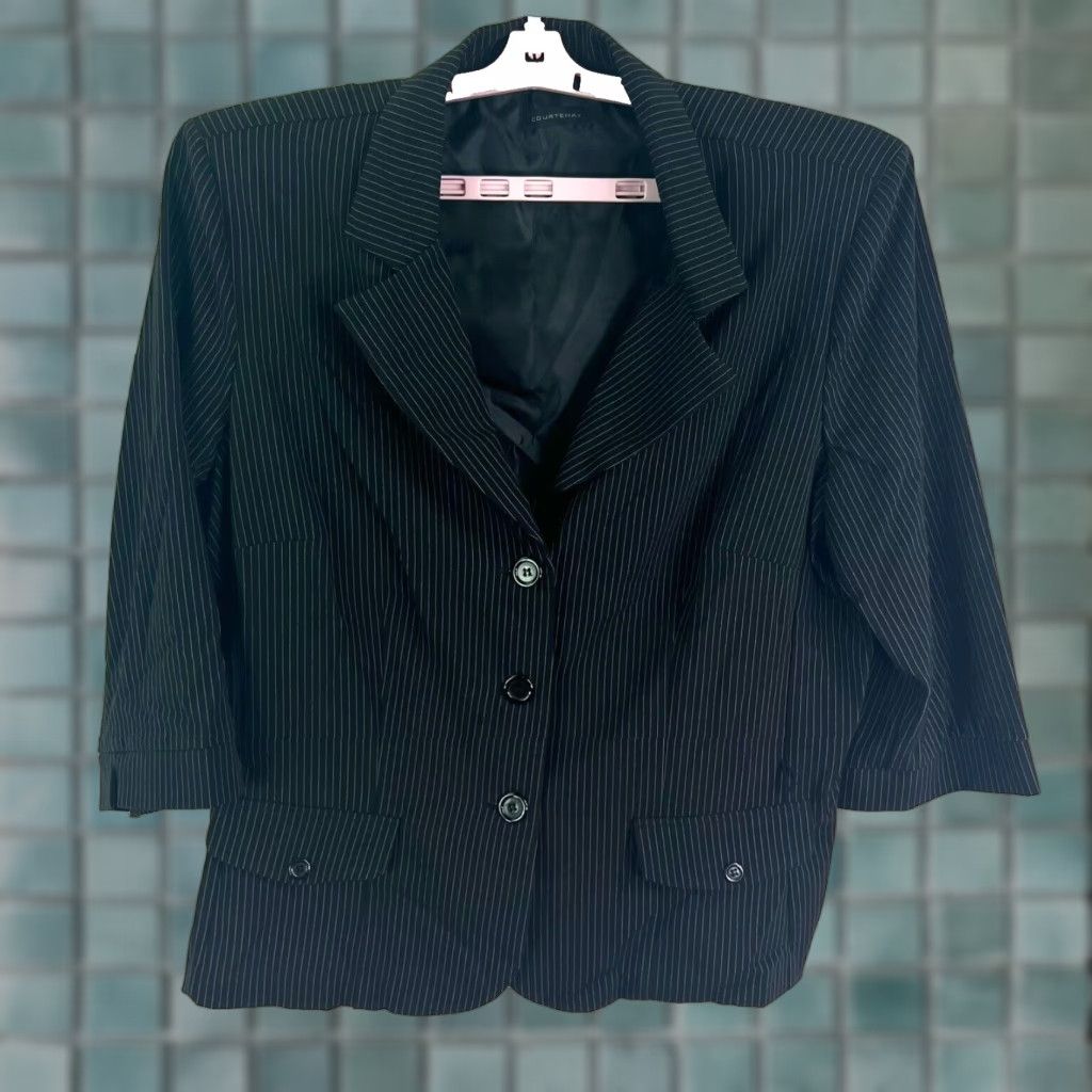 George Courtney Pinstriped Blazer Jacket Womens 18W Black Single Breasted Size XXL / US 16-18 / IT 52-54 - 1 Thumbnail