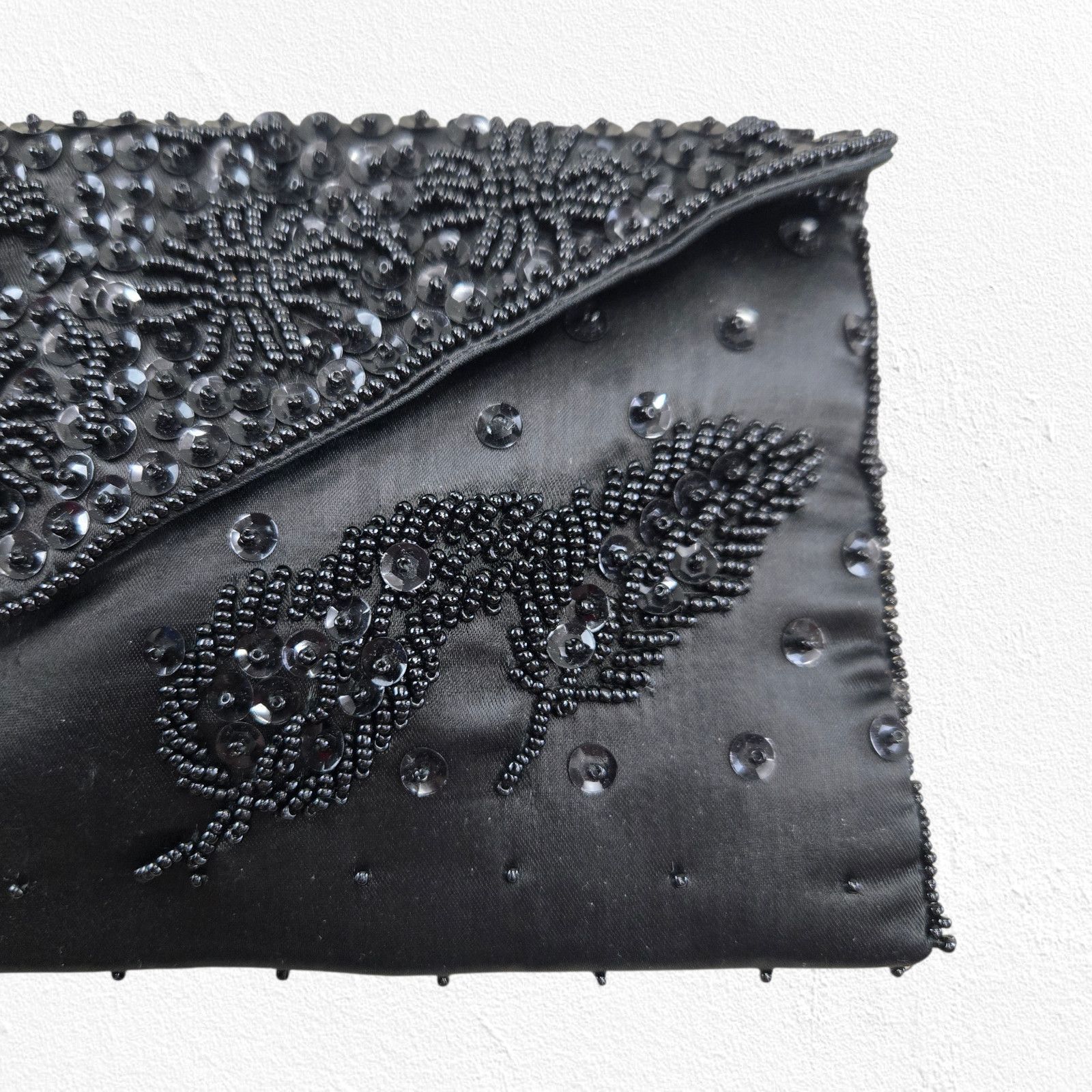 Vintage 1950s Black Beaded Satin Evening Clutch Purse Size ONE SIZE - 3 Thumbnail