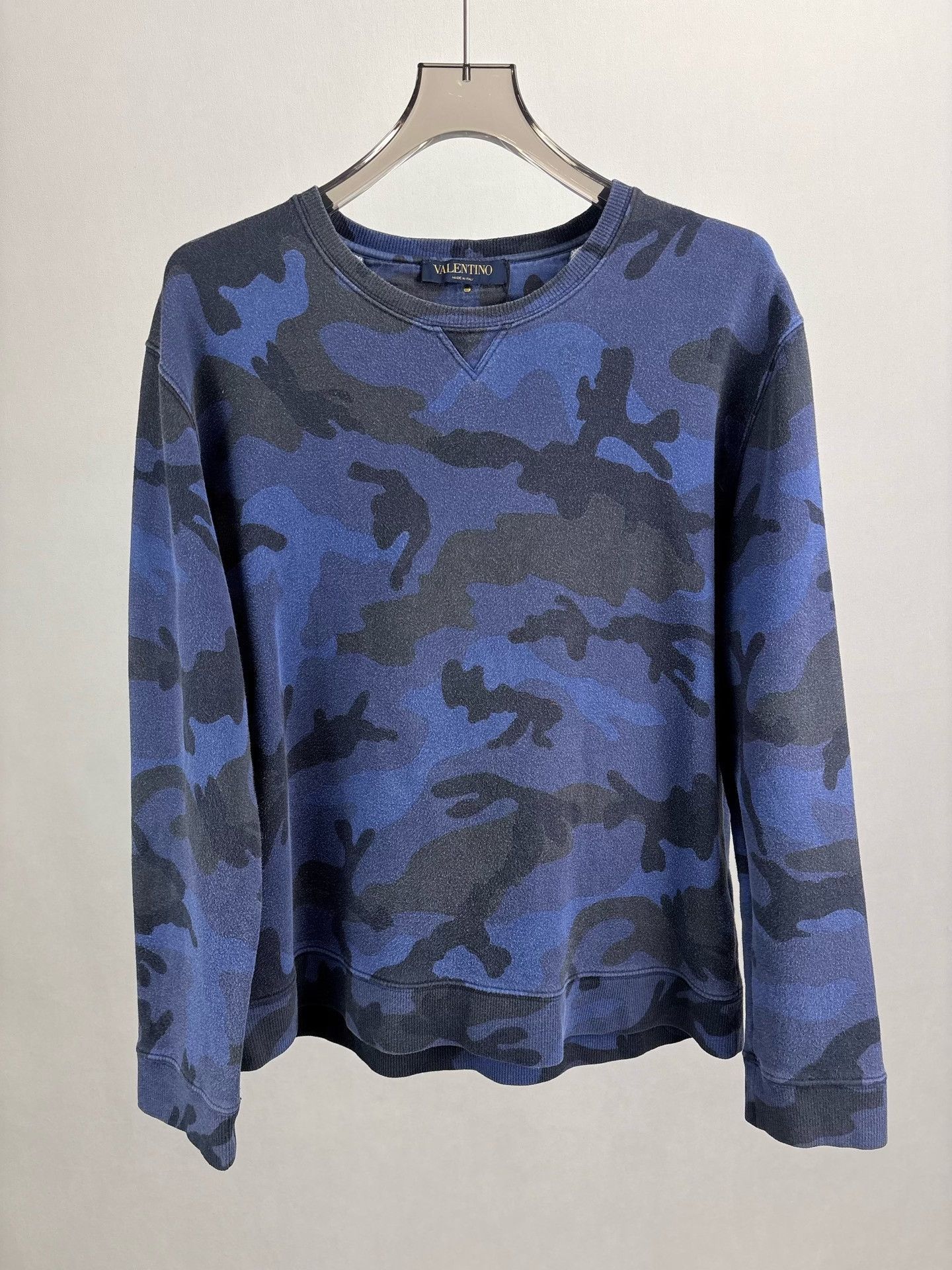 Valentino VALENTINO Camouflage Rivet Long-sleeve Sweatshirt Size US L / EU 52-54 / 3 - 1 Thumbnail