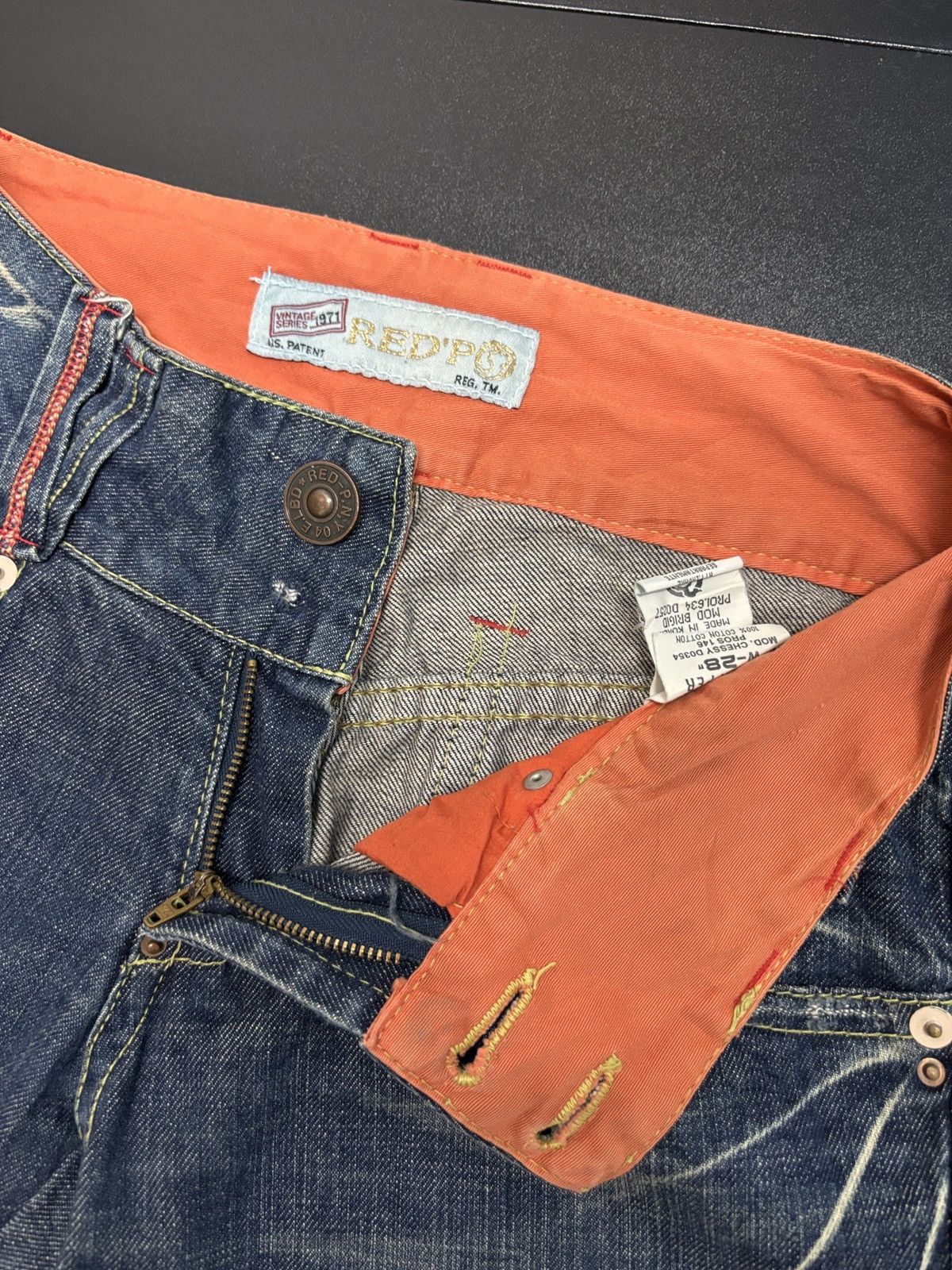 Japanese Brand Y2K Red Pepper Wide Flare Denim Jeans Size 30" / US 8 / IT 44 - 6 Thumbnail
