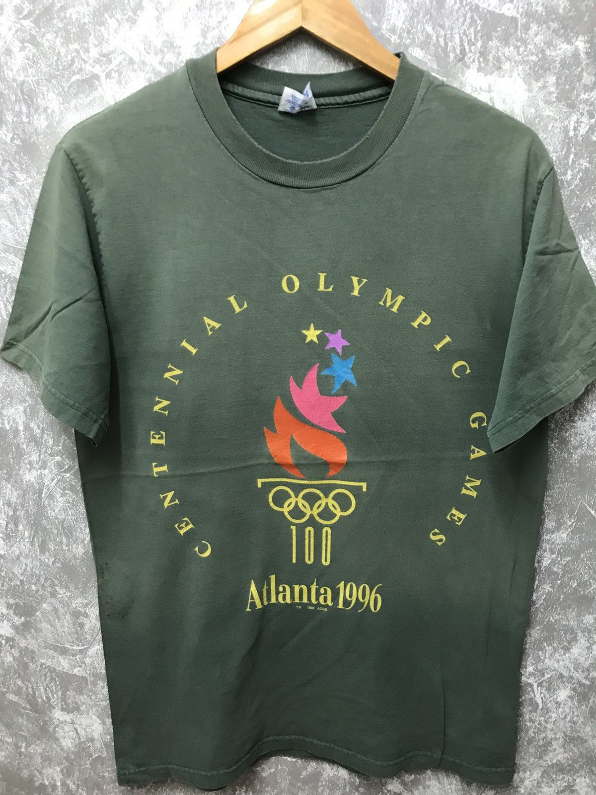Vintage Vintage90s Champion Atlanta 1996 Faded Size US M / EU 48-50 / 2 - 1 Thumbnail