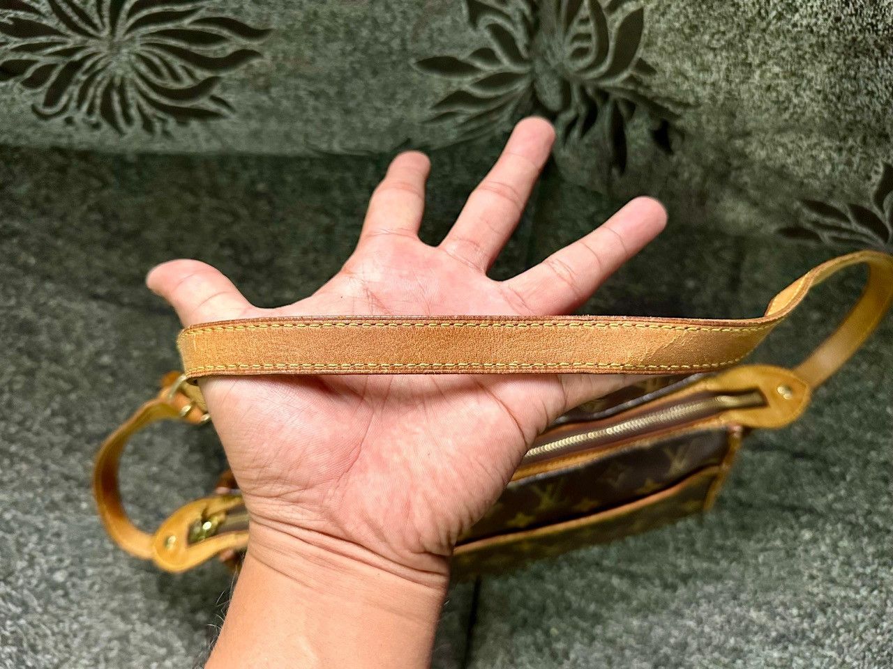 Louis Vuitton Authentic Louis Vuitton Monogram Canvas Poponcourt Long Bag Size ONE SIZE - 6 Thumbnail
