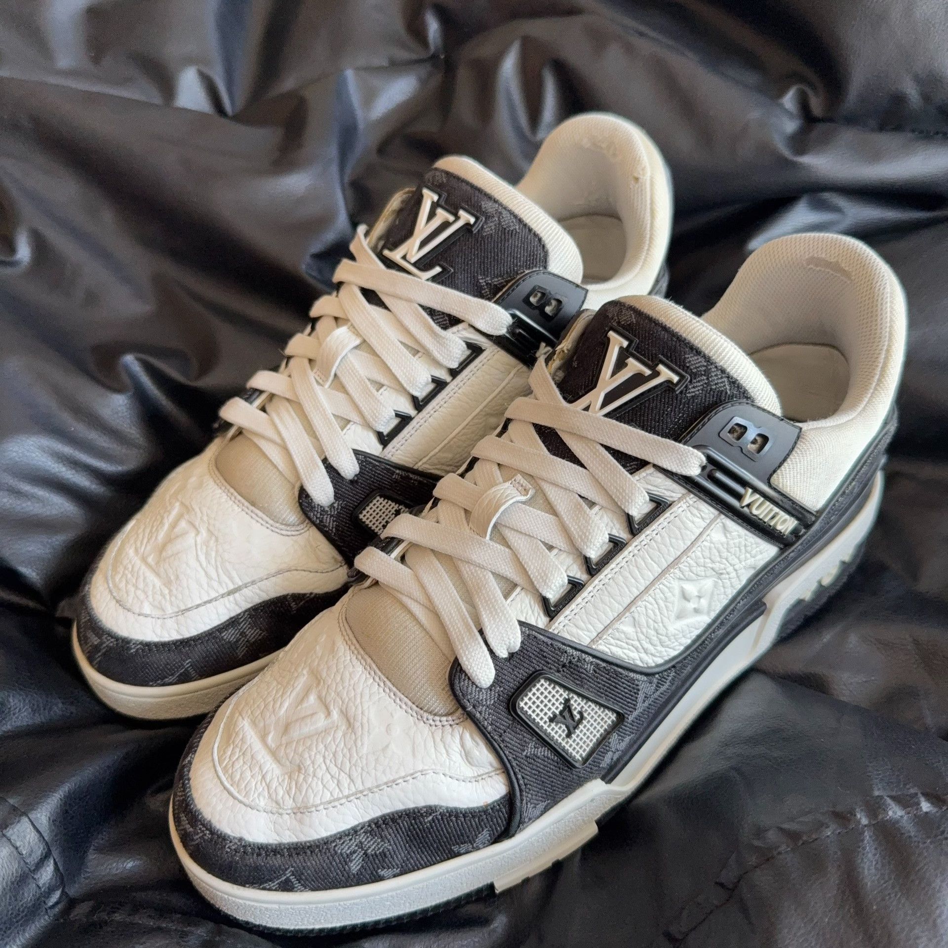 Louis Vuitton Louis Vuitton Training Denim Black Lowtop Sneakers 8 Men Size US 8 / EU 41 - 1 Thumbnail