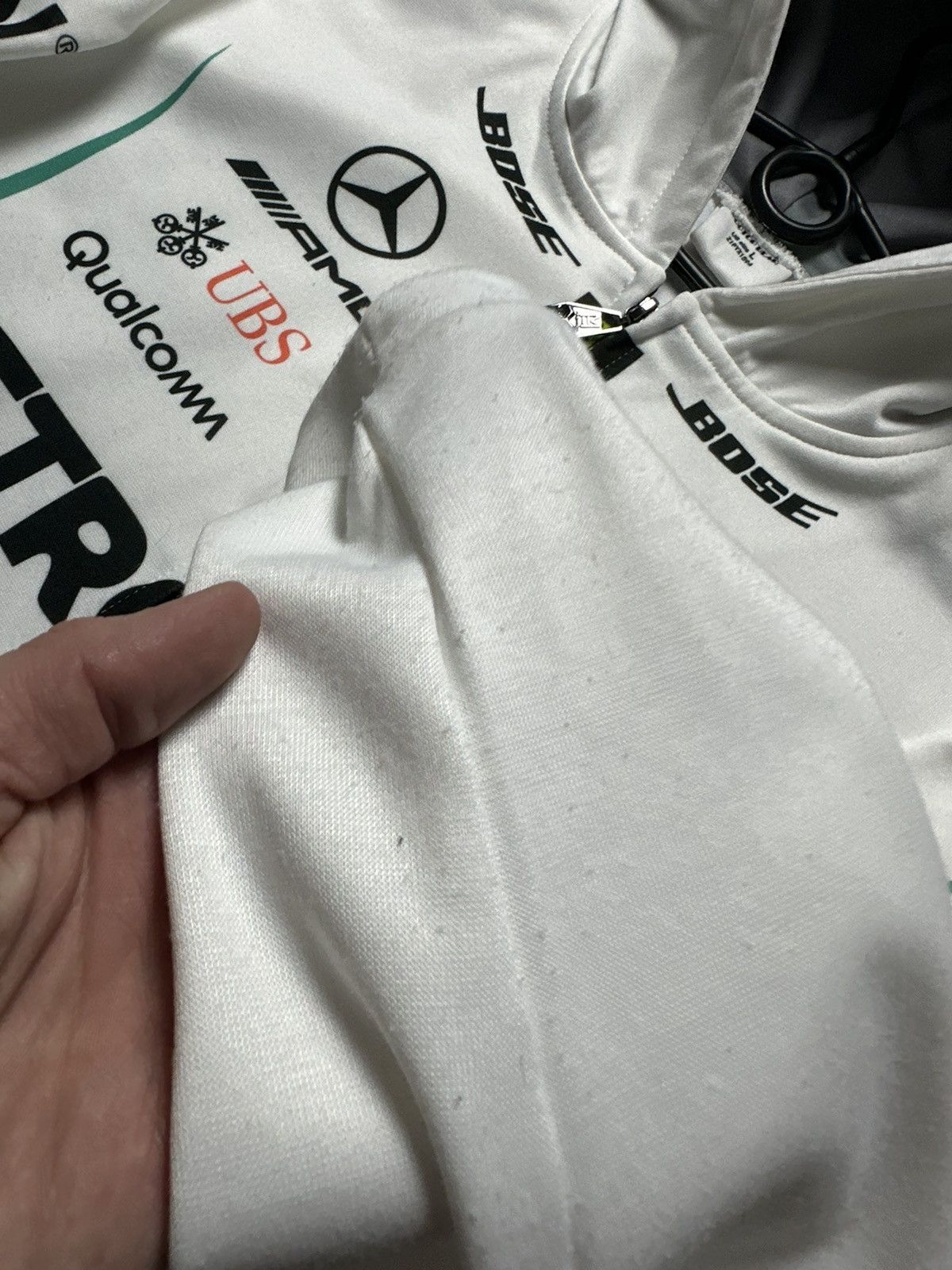 Mercedes-Benz × Vintage Mercedes Benz Racing Zip hoodie puma Petronas size L logo Size US L / EU 52-54 / 3 - 6 Thumbnail