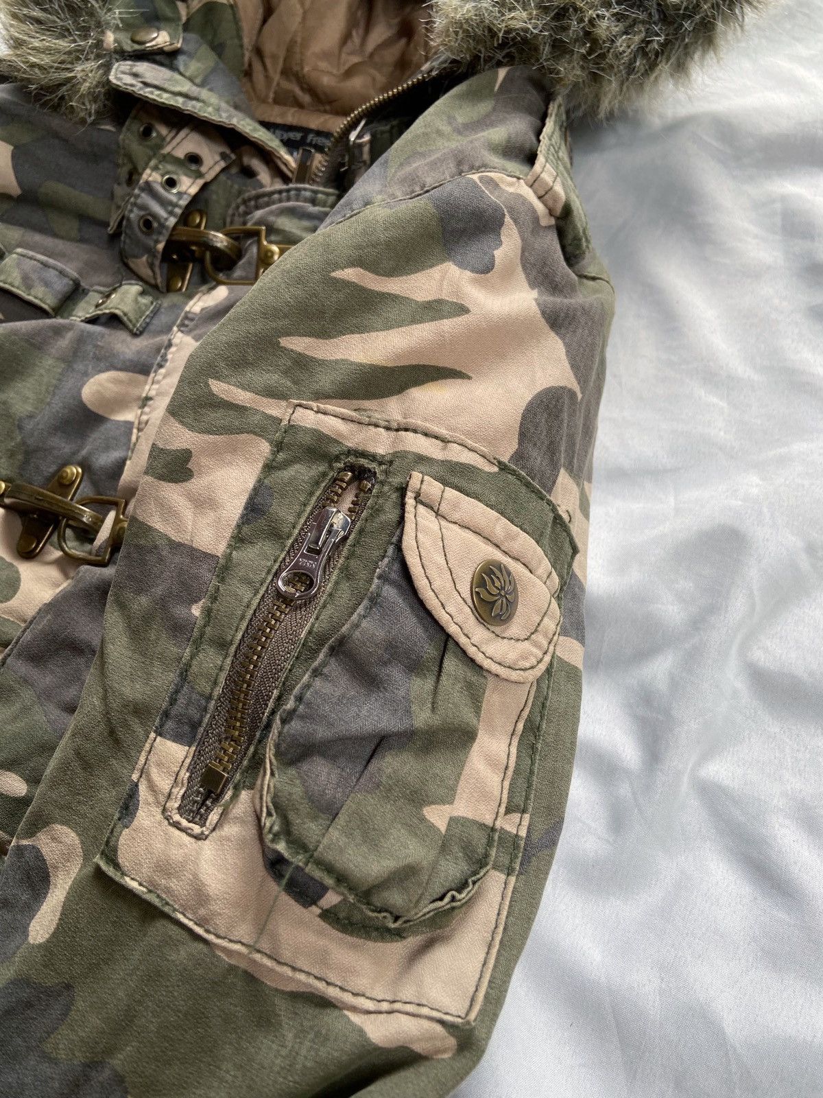 UPPER FREAK FAUX FUR MULTI POCKET ARMY PARKA JACKET