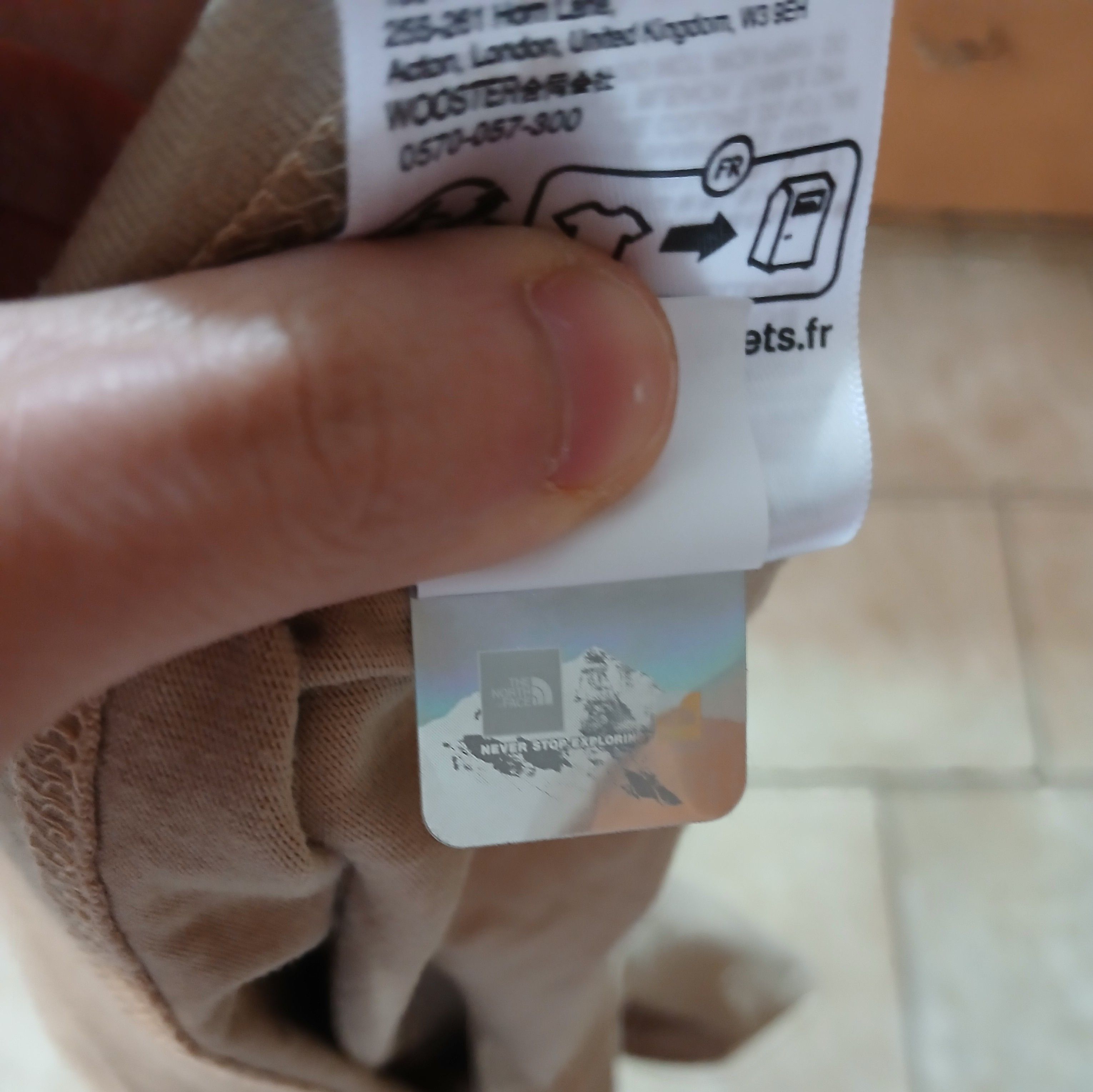 Supreme × The North Face S - Supreme x Northface SS24 Tan Tee w/ Purple Logo Size US S / EU 44-46 / 1 - 6 Thumbnail