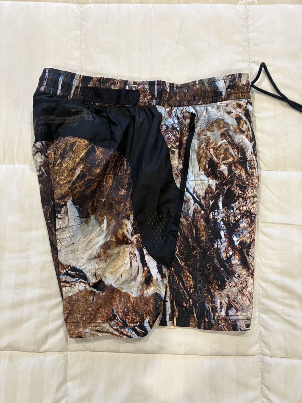 Drake × Nike Nike Nocta Camo shorts Small Size US 30 / EU 46 - 10 Thumbnail