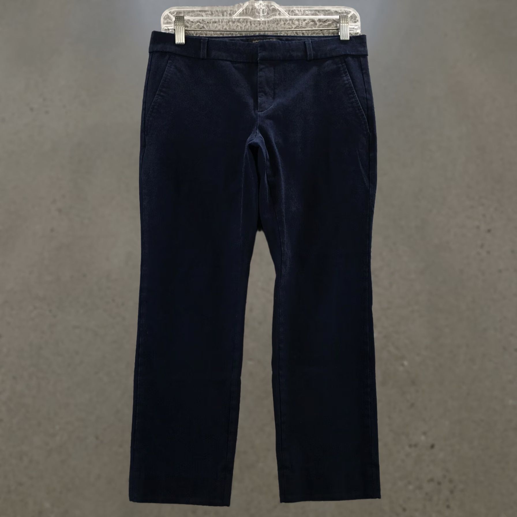 Banana Republic Banana Republic Ryan Capri Pants Womens 4S Blue Mid Rise Casual Capri Pants Kid? Size 27" / US 4 / IT 40 - 1 Thumbnail